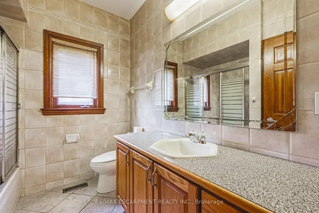 Additional property image - 388 Hemlock Ave