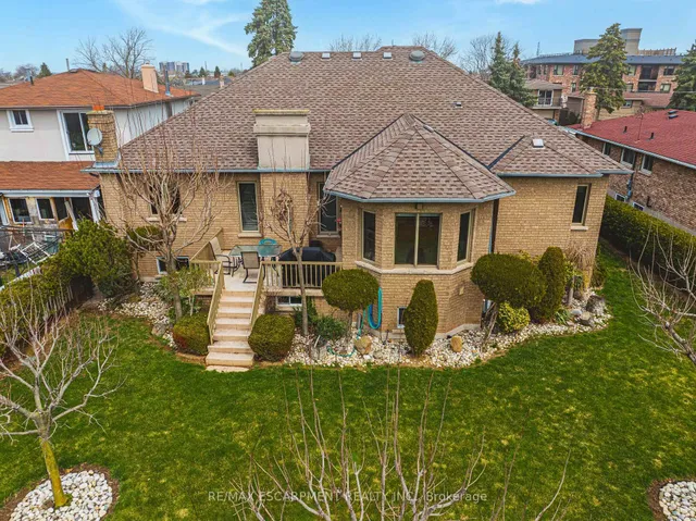 Additional property image - 388 Hemlock Ave