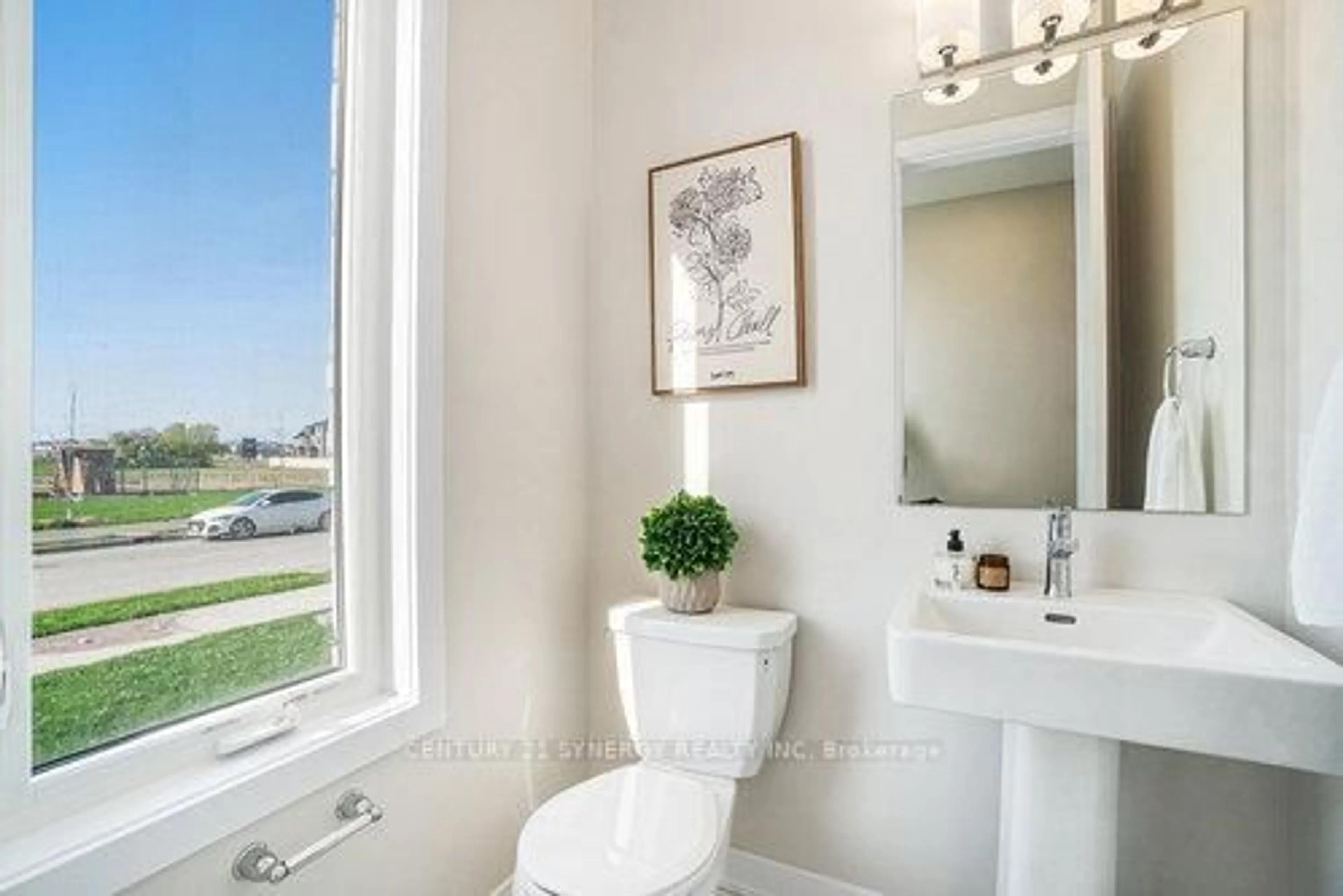 Standard bathroom, ceramic/tile floor for 223 Conservancy Dr, Ottawa Ontario K2J 7M5