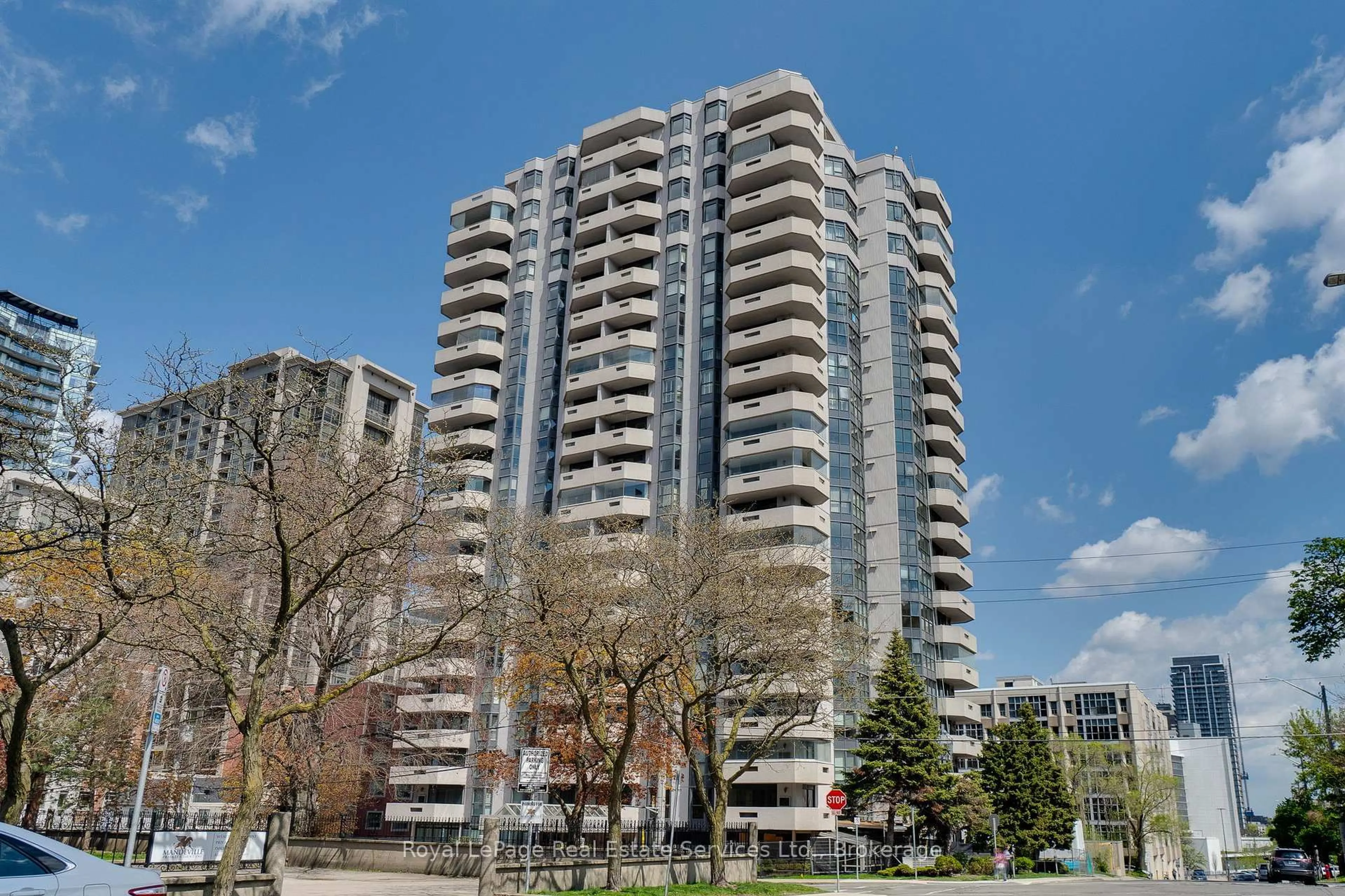Unknown for 67 Caroline St #1103, Hamilton Ontario L8P 3K6
