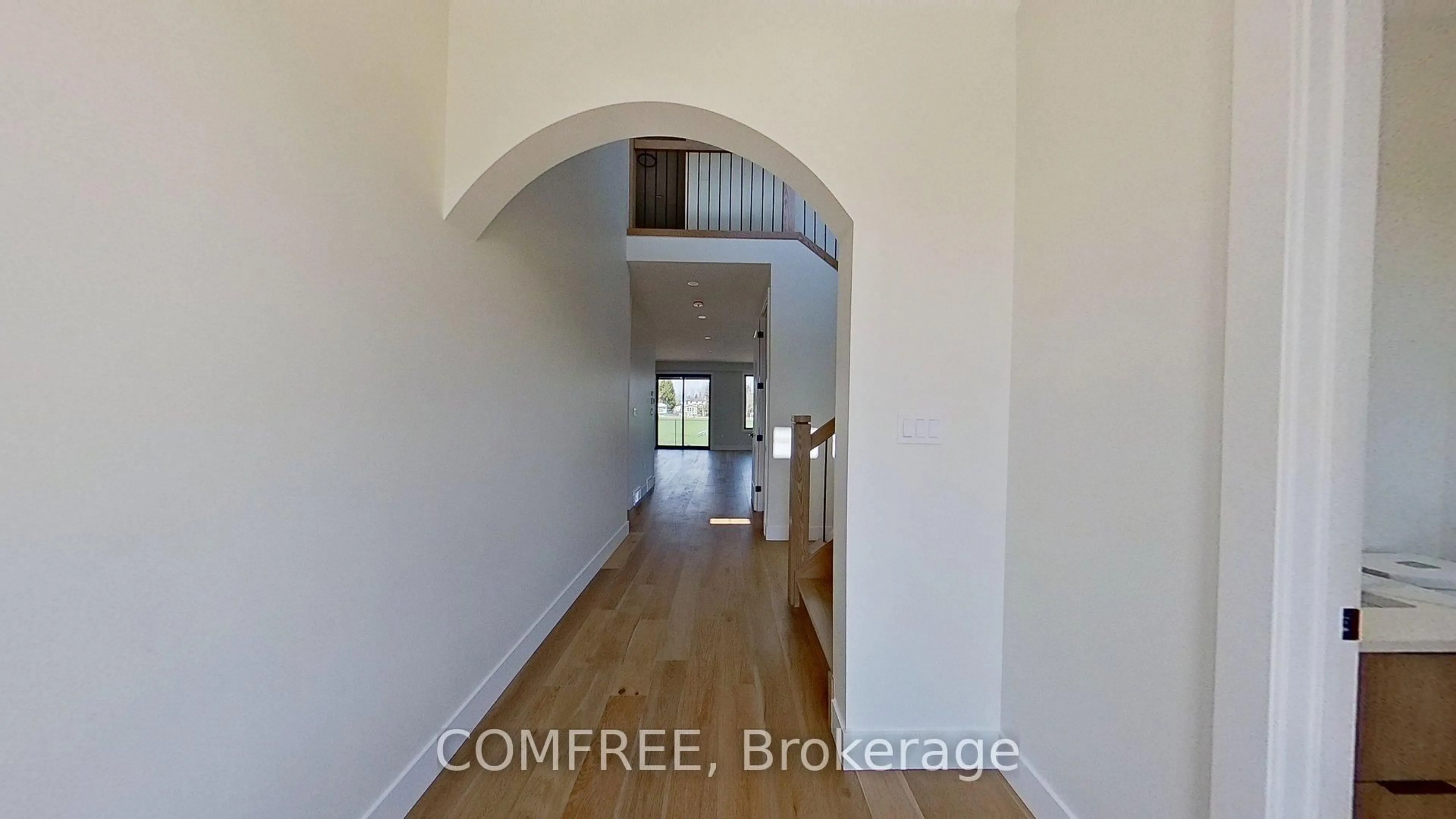 Indoor foyer for 179 Foxborough Pl, Thames Centre Ontario N0M 2P0