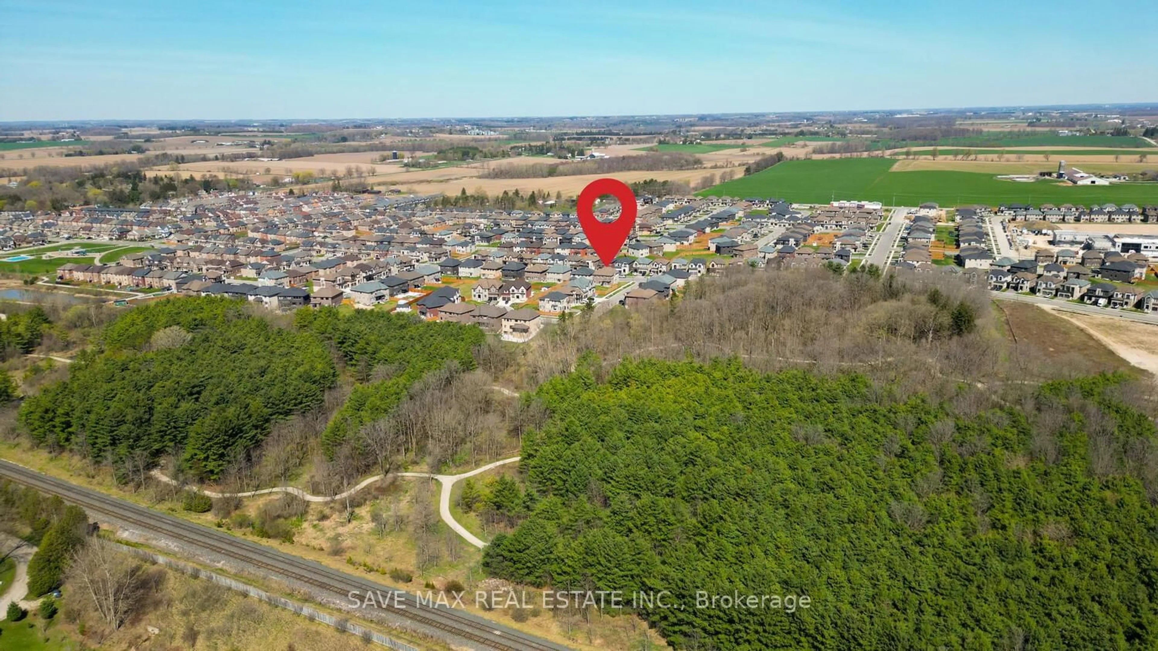 A pic from outside/outdoor area/front of a property/back of a property/a pic from drone, street for 1250 UPPER THAMES Dr, Woodstock Ontario N4T 0M9