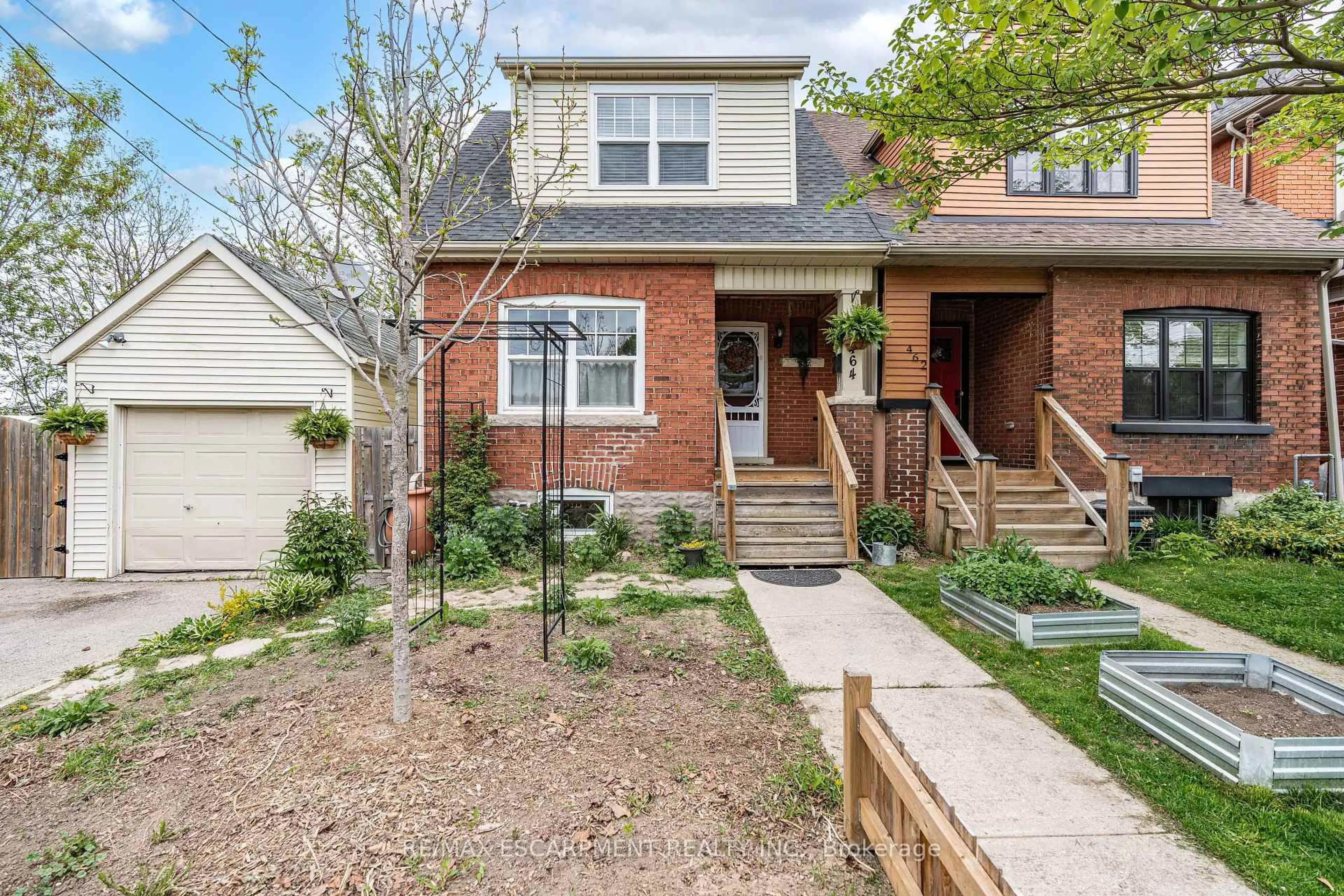 Home with brick exterior material, street for 464 Herkimer St, Hamilton Ontario L8P 2J3