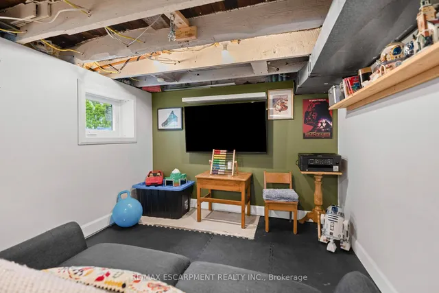 Additional property image - 464 Herkimer St