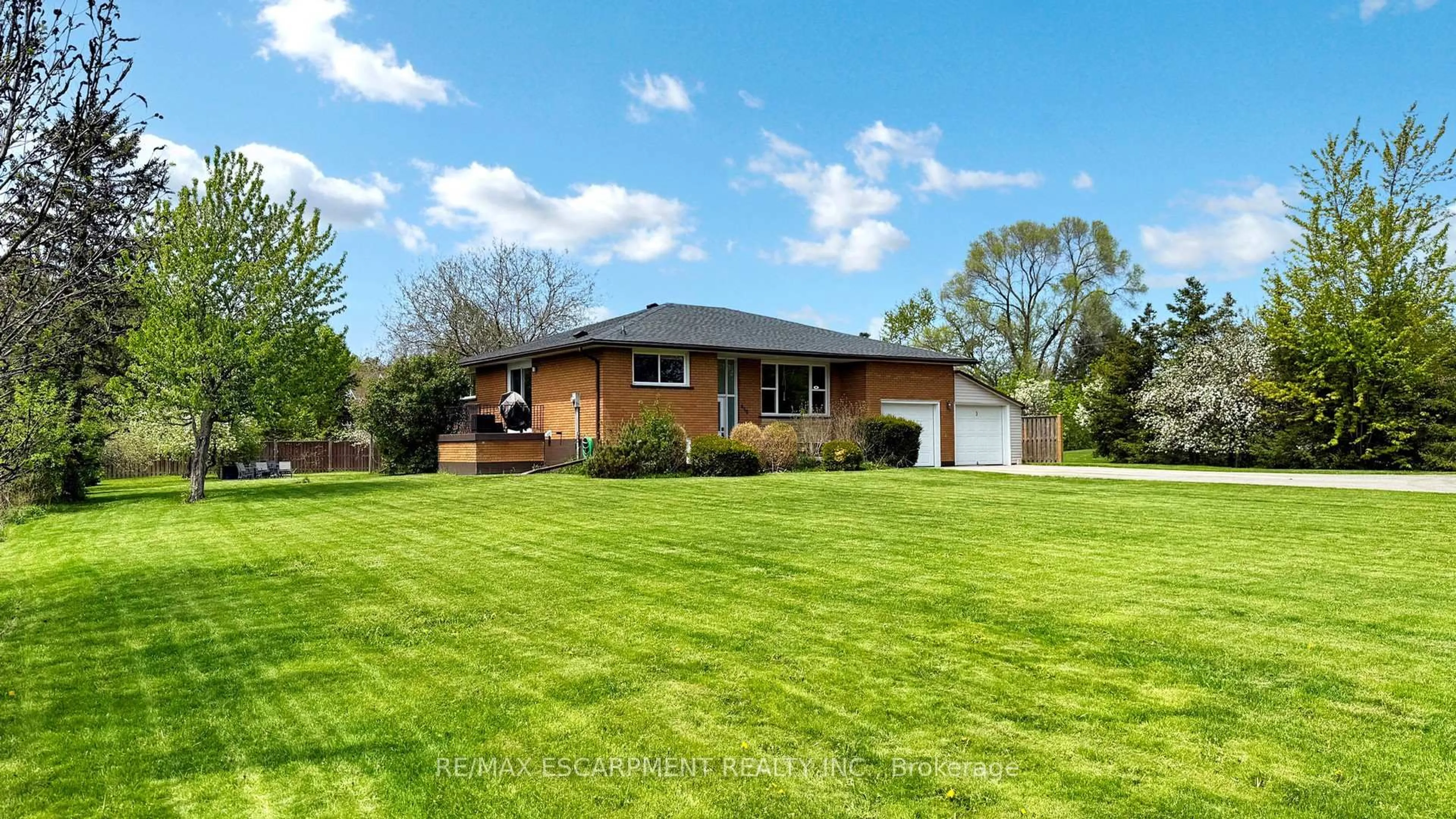 A pic from outside/outdoor area/front of a property/back of a property/a pic from drone, water/lake/river/ocean view for 630 TRINITY CHURCH Rd, Hamilton Ontario L0R 1P0