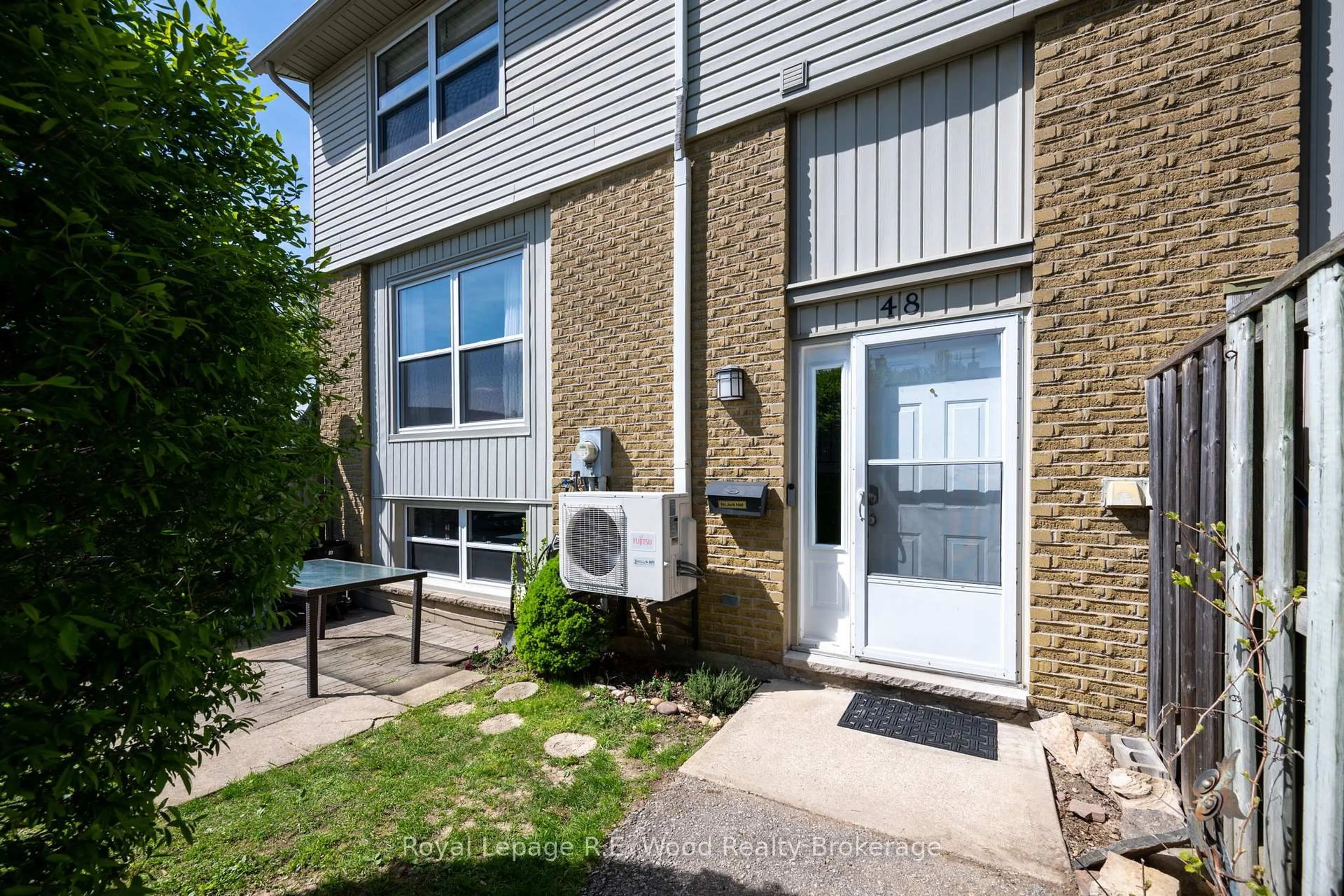 Unknown for 760 Berkshire Dr, London South Ontario N6J 4A5