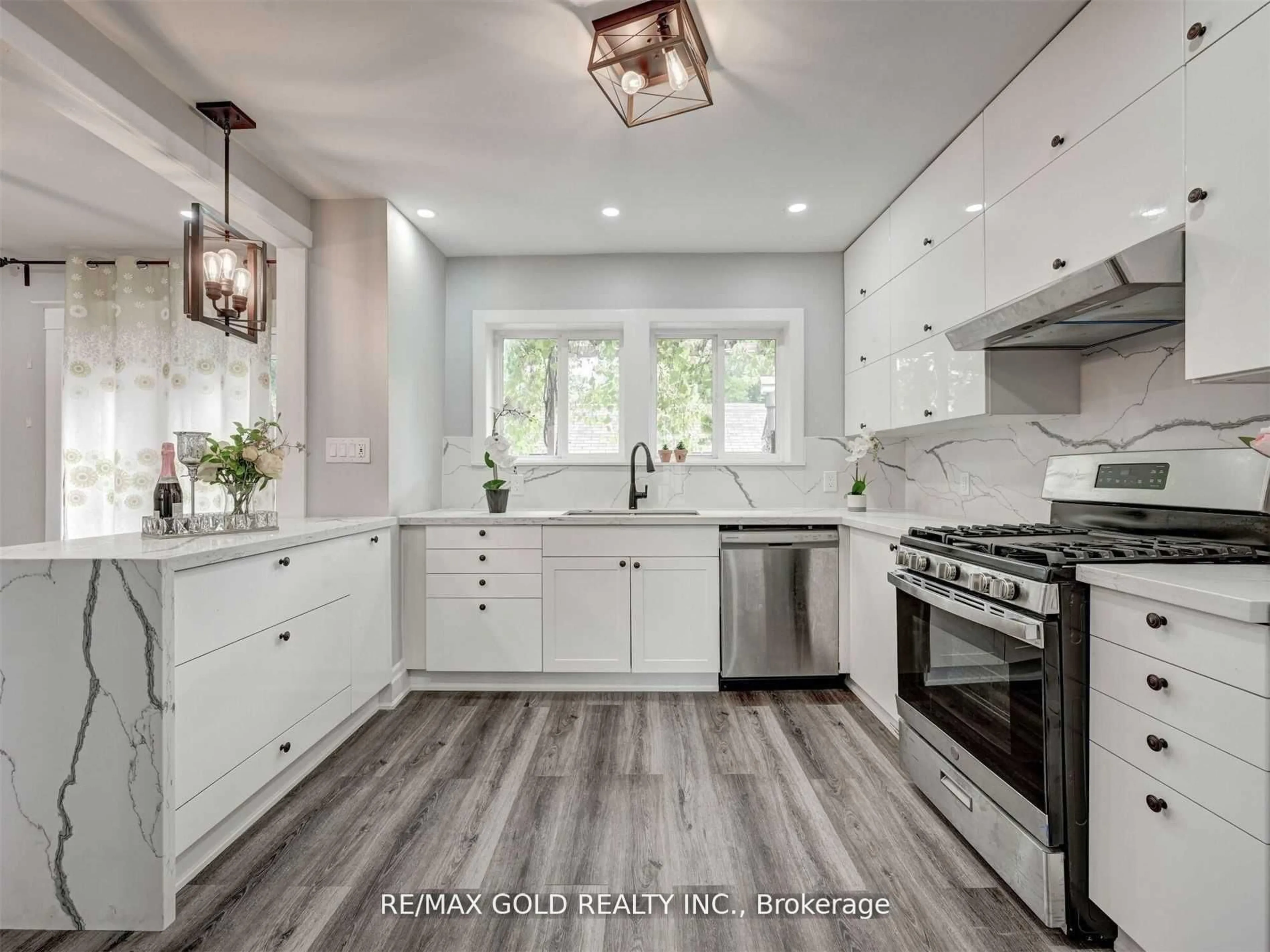 Open concept kitchen, unknown for 1124 Cannon St, Hamilton Ontario L8L 2J8