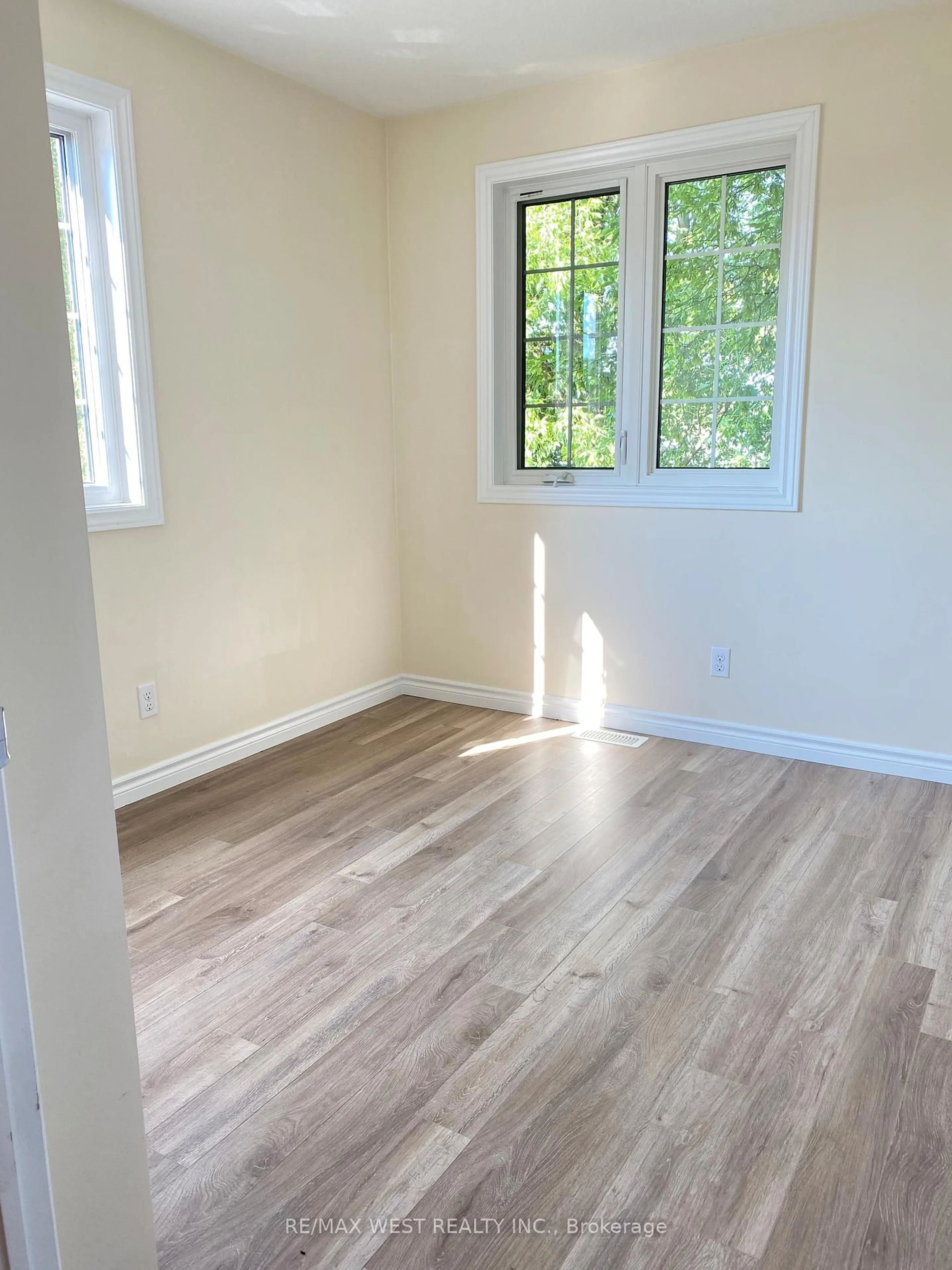 A pic of a room for 93 Gage Ave #1, Kitchener Ontario N2G 0A8