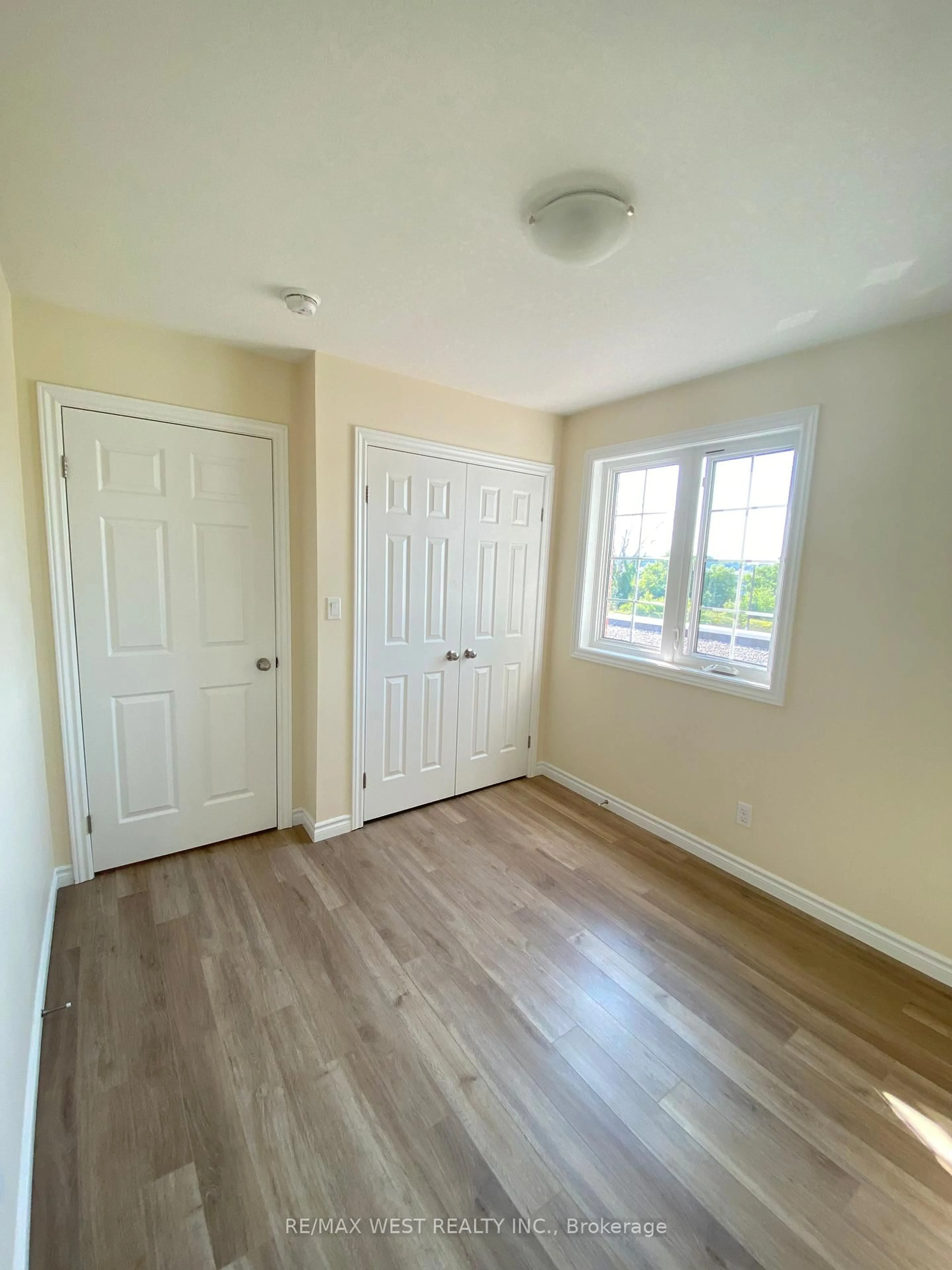 A pic of a room for 93 Gage Ave #1, Kitchener Ontario N2G 0A8