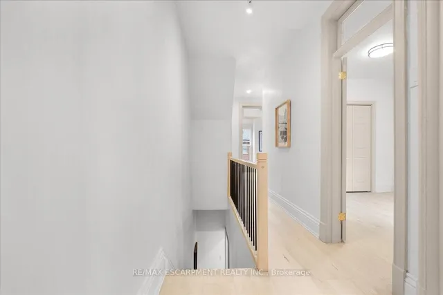 Additional property image - 68 Alanson St