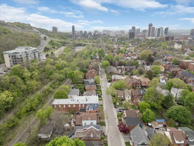 Additional property image - 68 Alanson St