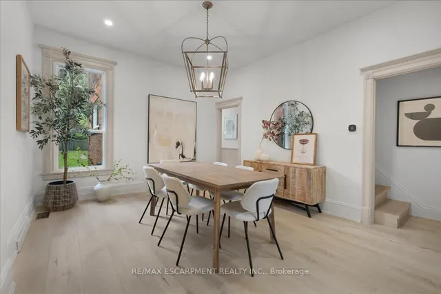 Additional property image - 68 Alanson St