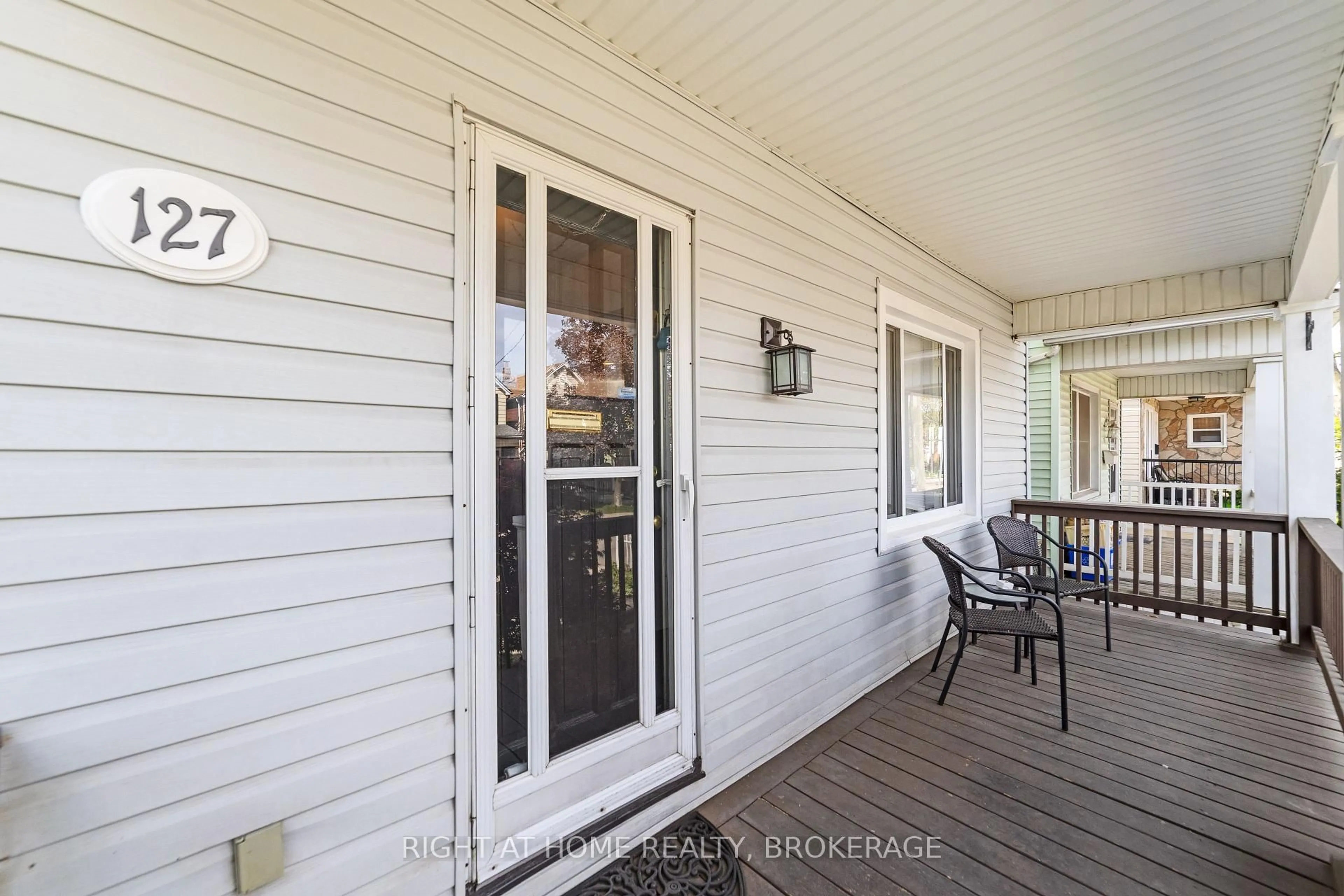 Patio, water/lake/river/ocean view for 127 Belmont Ave, Hamilton Ontario L8L 7M4