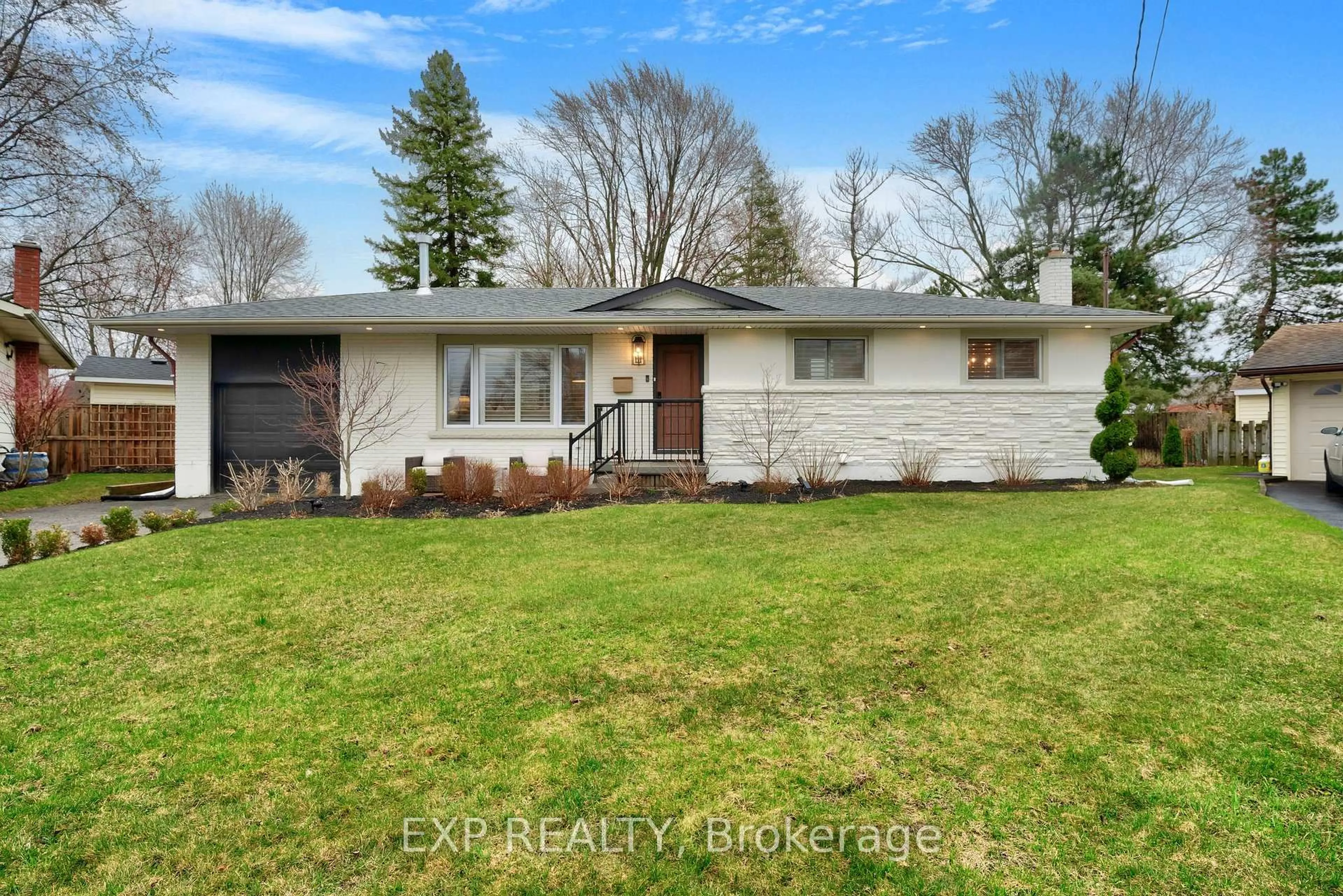 Unknown for 4652 Queensway Gdns, Niagara Falls Ontario L2E 6R3