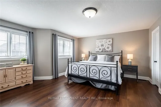 Additional property image - 40 COMMANDO Crt