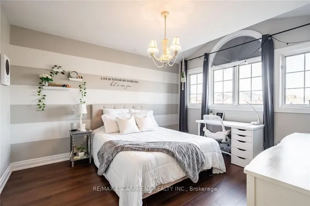 Additional property image - 40 COMMANDO Crt