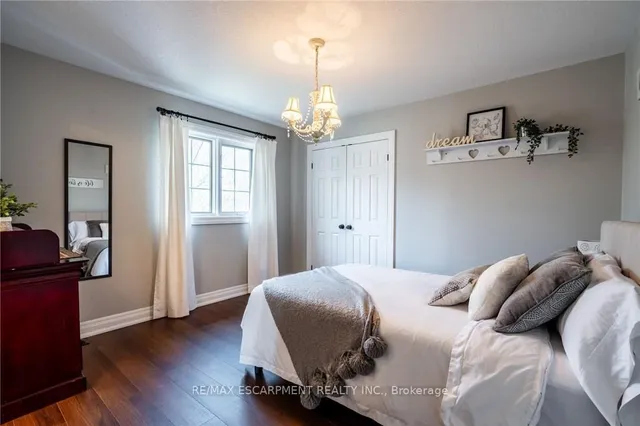 Additional property image - 40 COMMANDO Crt