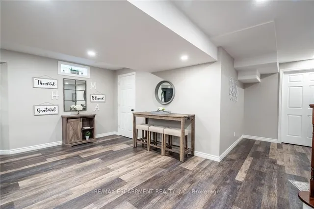 Additional property image - 40 COMMANDO Crt