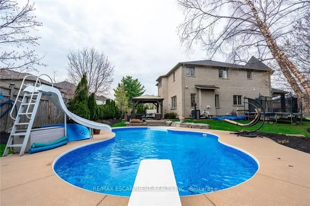 Additional property image - 40 COMMANDO Crt