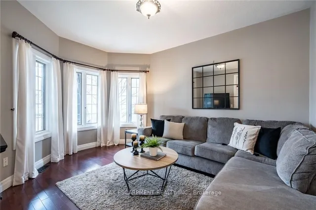 Additional property image - 40 COMMANDO Crt