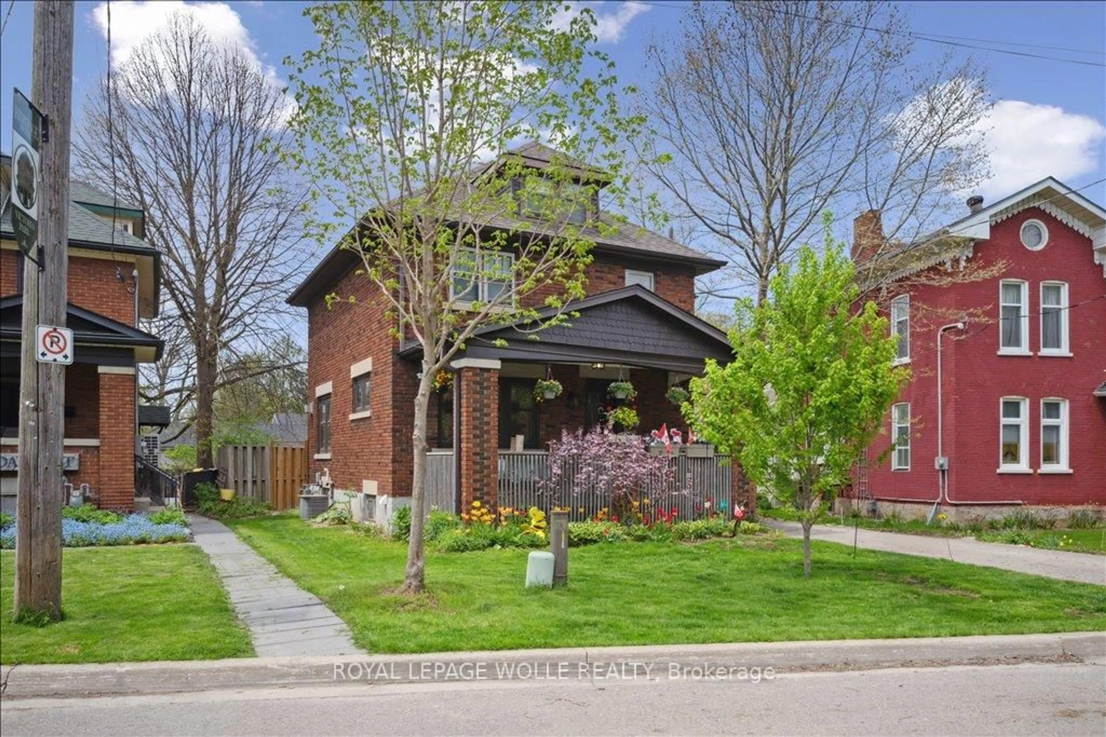 Home with brick exterior material, street for 180 David St, Kitchener Ontario N2G 1Y5