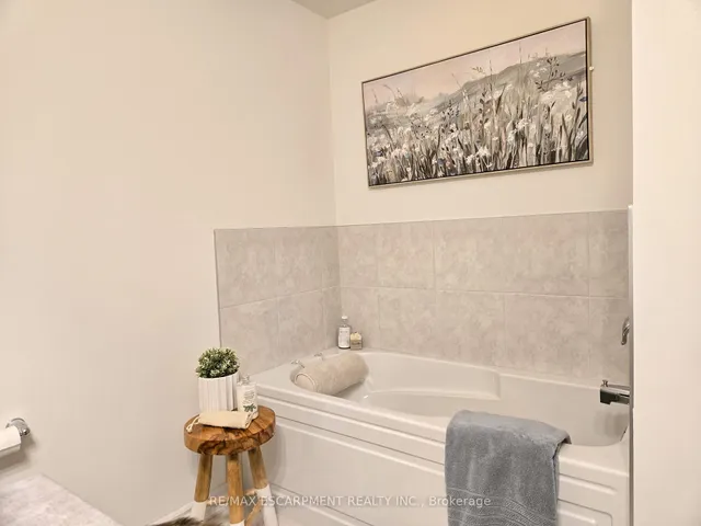 Additional property image - 305 Garner Rd Unit 118