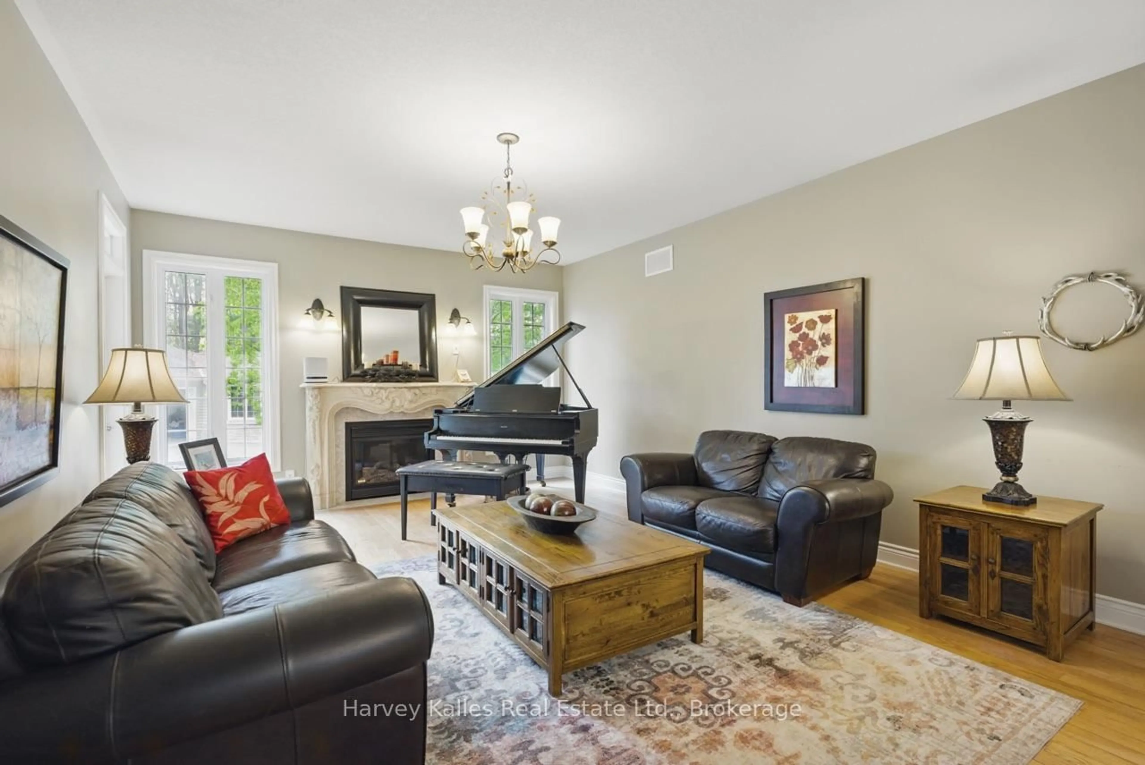 Living room with furniture, unknown for 9 Melane Crt, Bracebridge Ontario P1L 1X7
