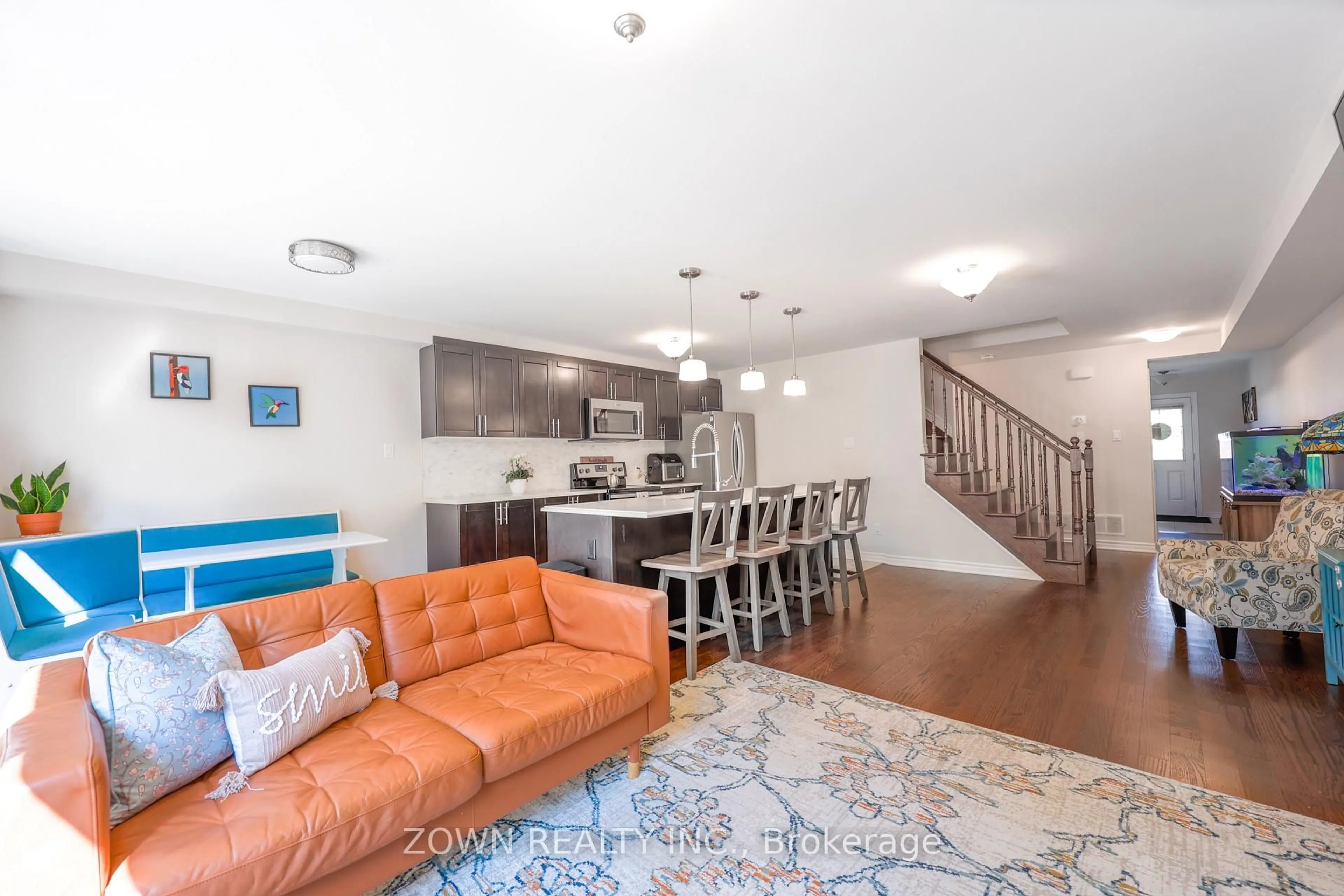 Open concept kitchen, unknown for 525 PARADE Dr, Ottawa Ontario K2S 0X8