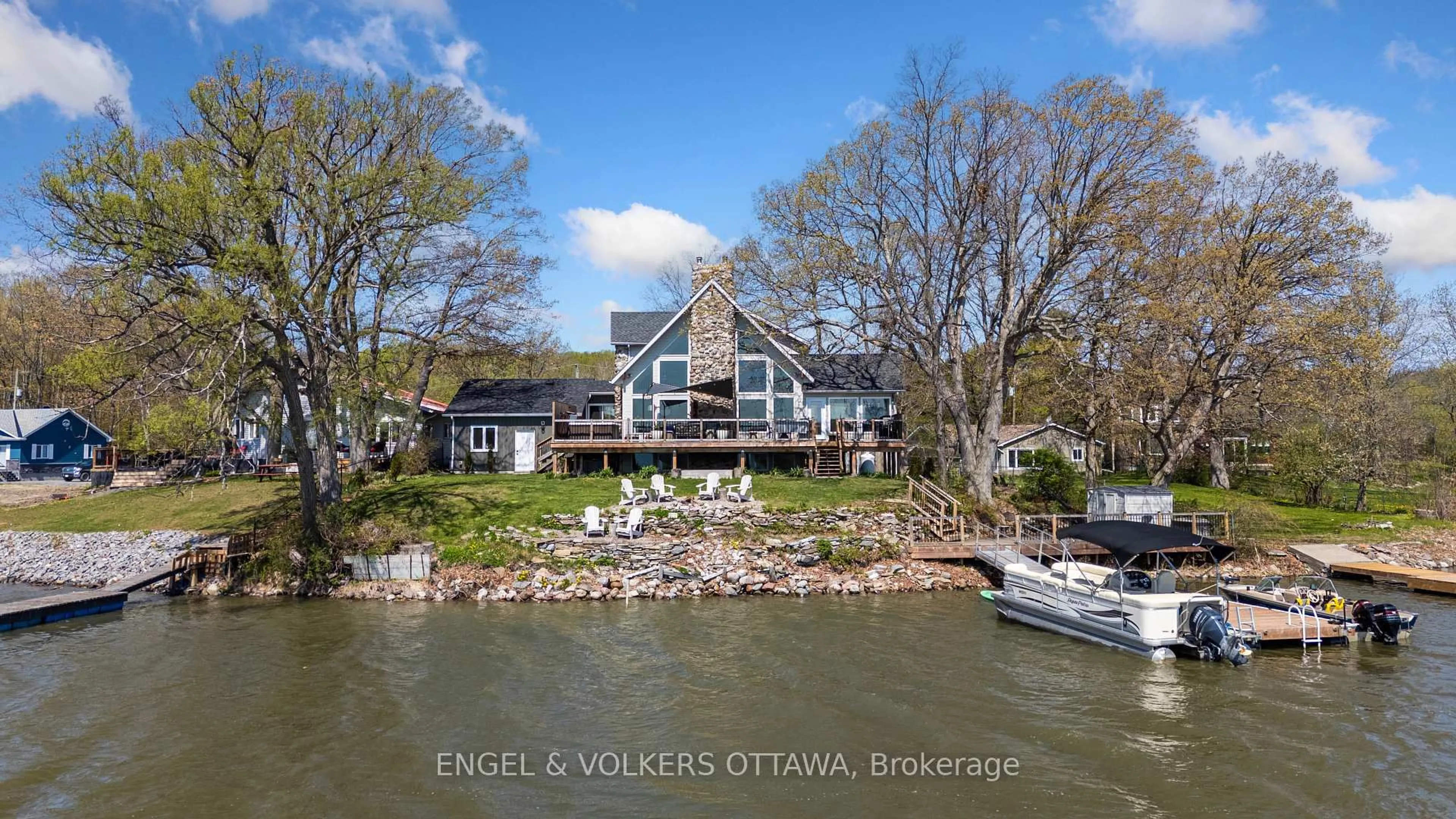 A pic from outside/outdoor area/front of a property/back of a property/a pic from drone, water/lake/river/ocean view for 69 Blue Heron Lane, Gananoque Ontario K7G 2V6