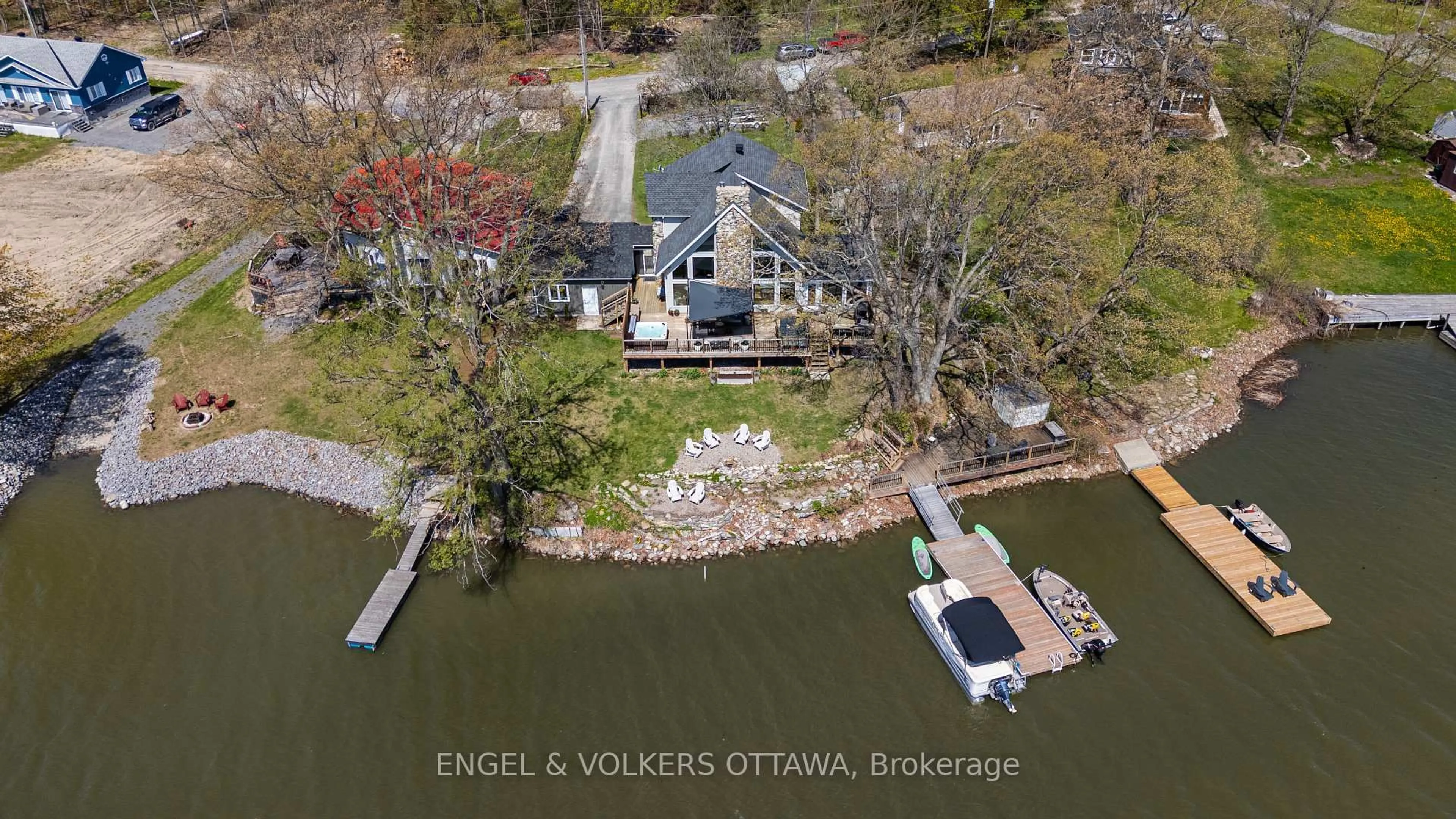 A pic from outside/outdoor area/front of a property/back of a property/a pic from drone, water/lake/river/ocean view for 69 Blue Heron Lane, Gananoque Ontario K7G 2V6