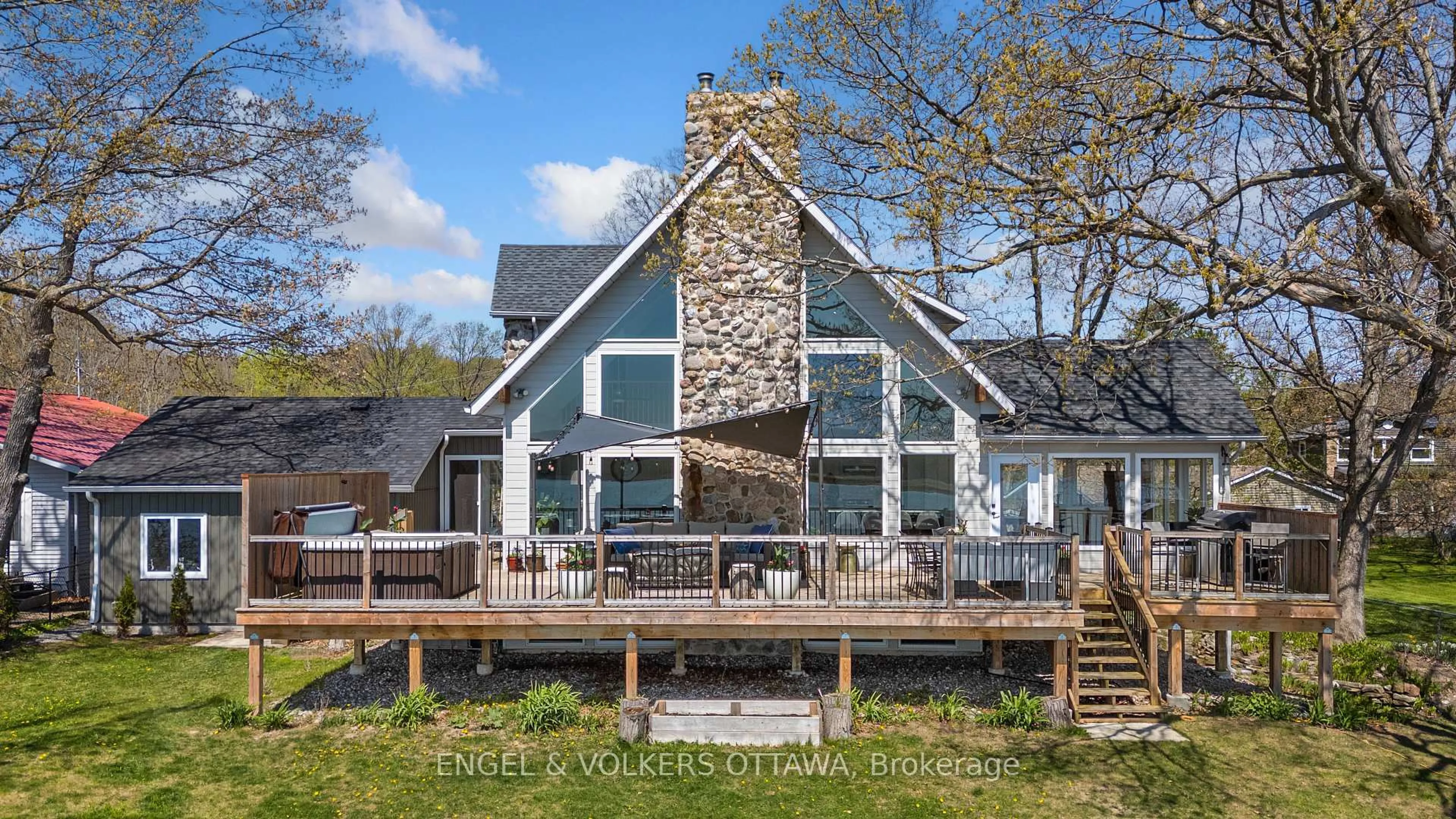 Unknown for 69 Blue Heron Lane, Gananoque Ontario K7G 2V6