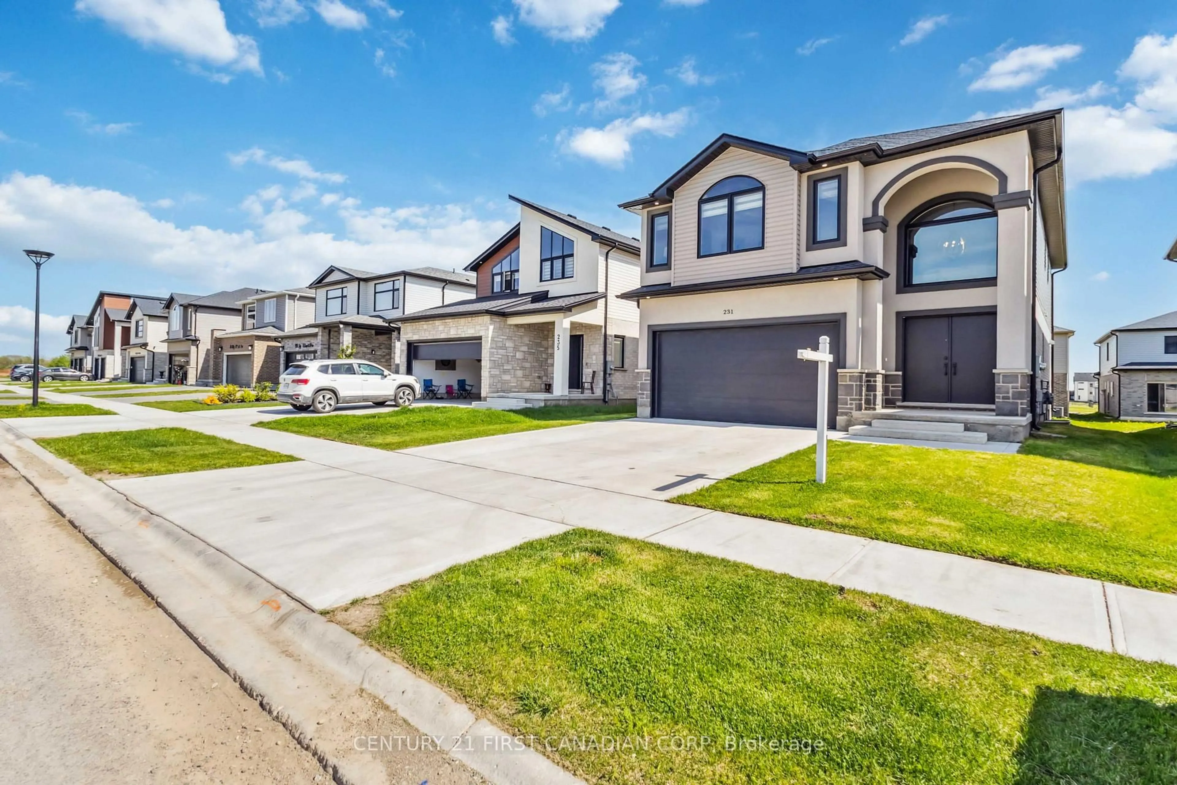 Unknown for 231 Roy Mcdonald Dr, London South Ontario N6L 0J1