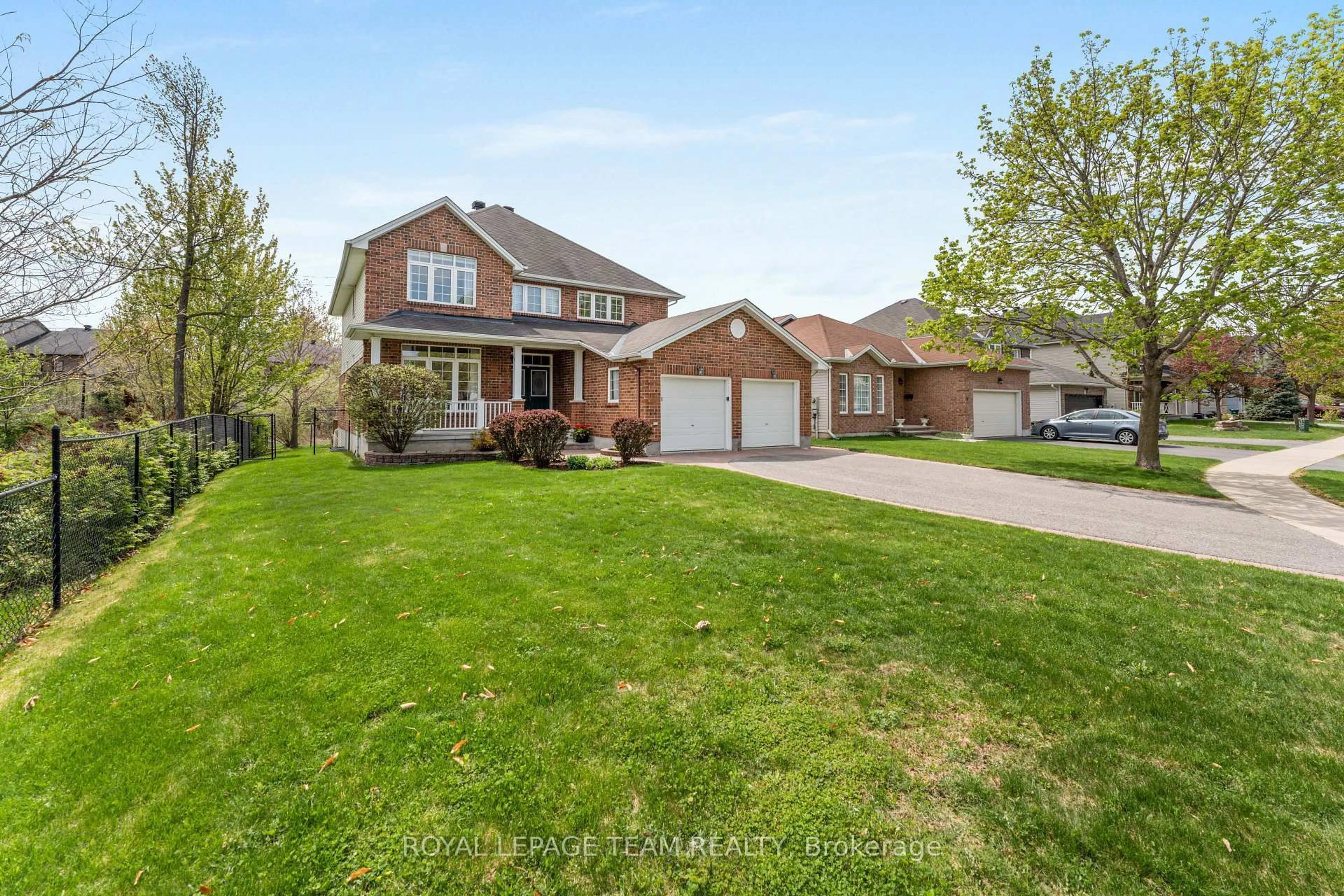 A pic from outside/outdoor area/front of a property/back of a property/a pic from drone, street for 65 Black Tern Cres, Kanata Ontario K2M 2Z3