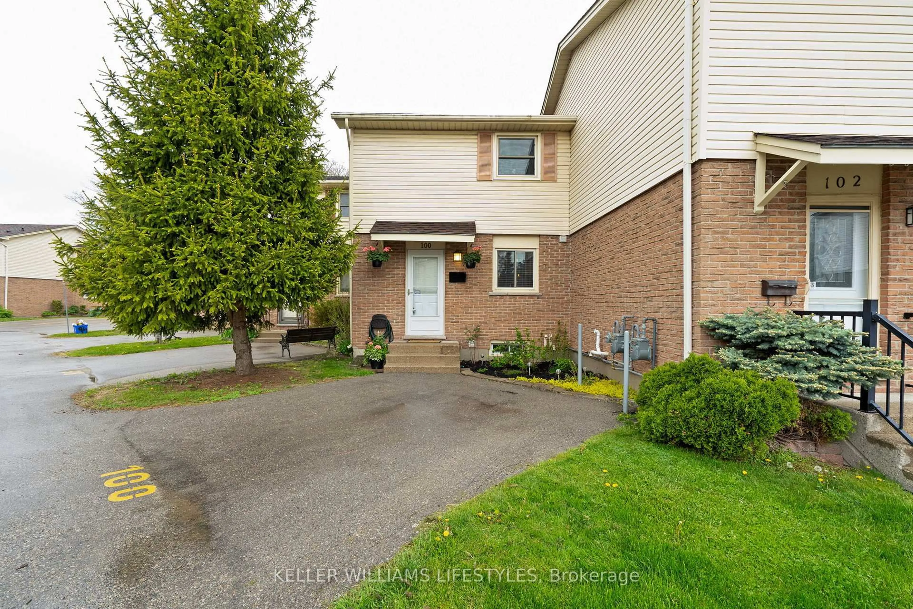 Unknown for 230 Clarke Rd #100, London East Ontario N5W 5P5