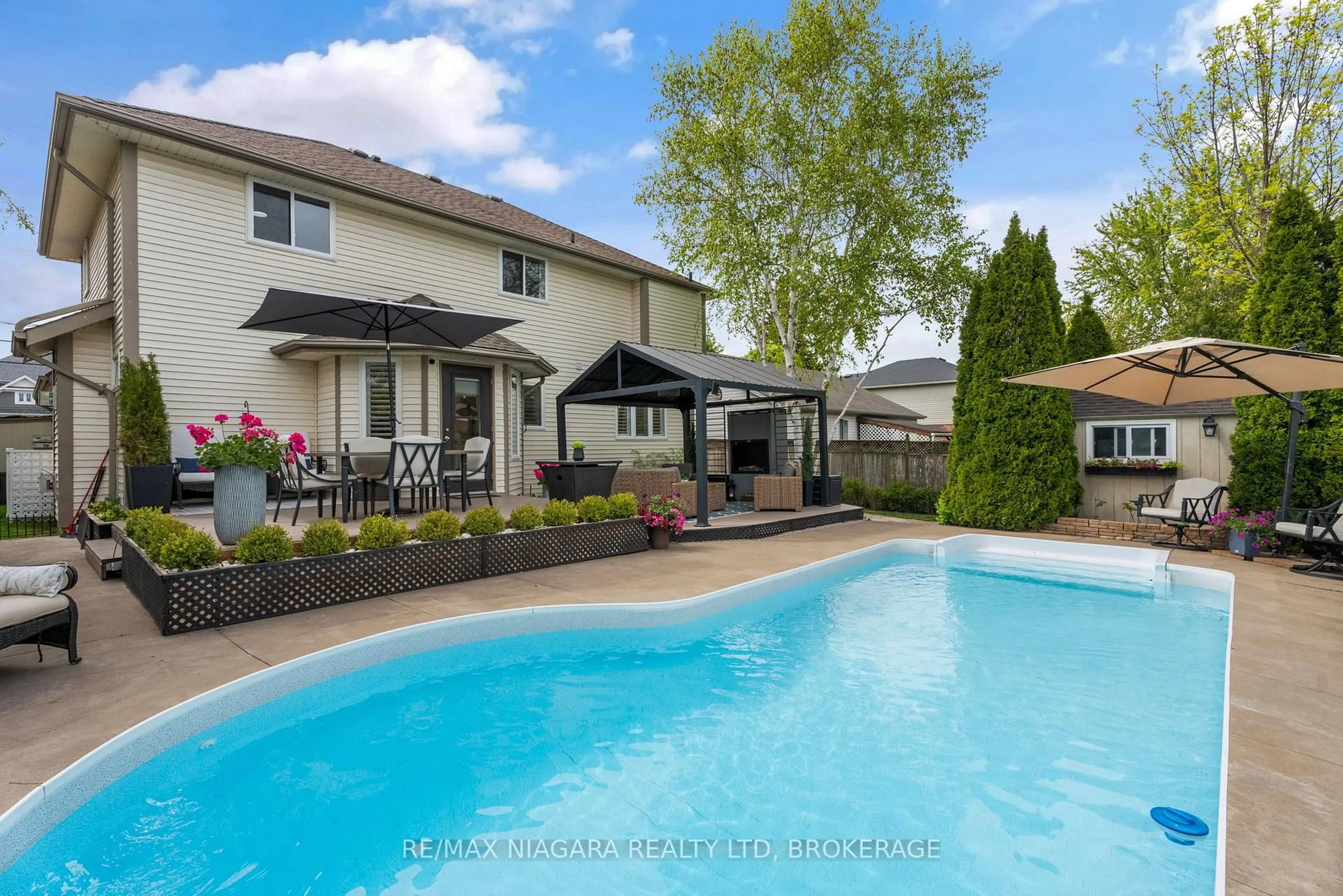 Pool for 4439 Lincoln Ave, Lincoln Ontario L0R 1B3