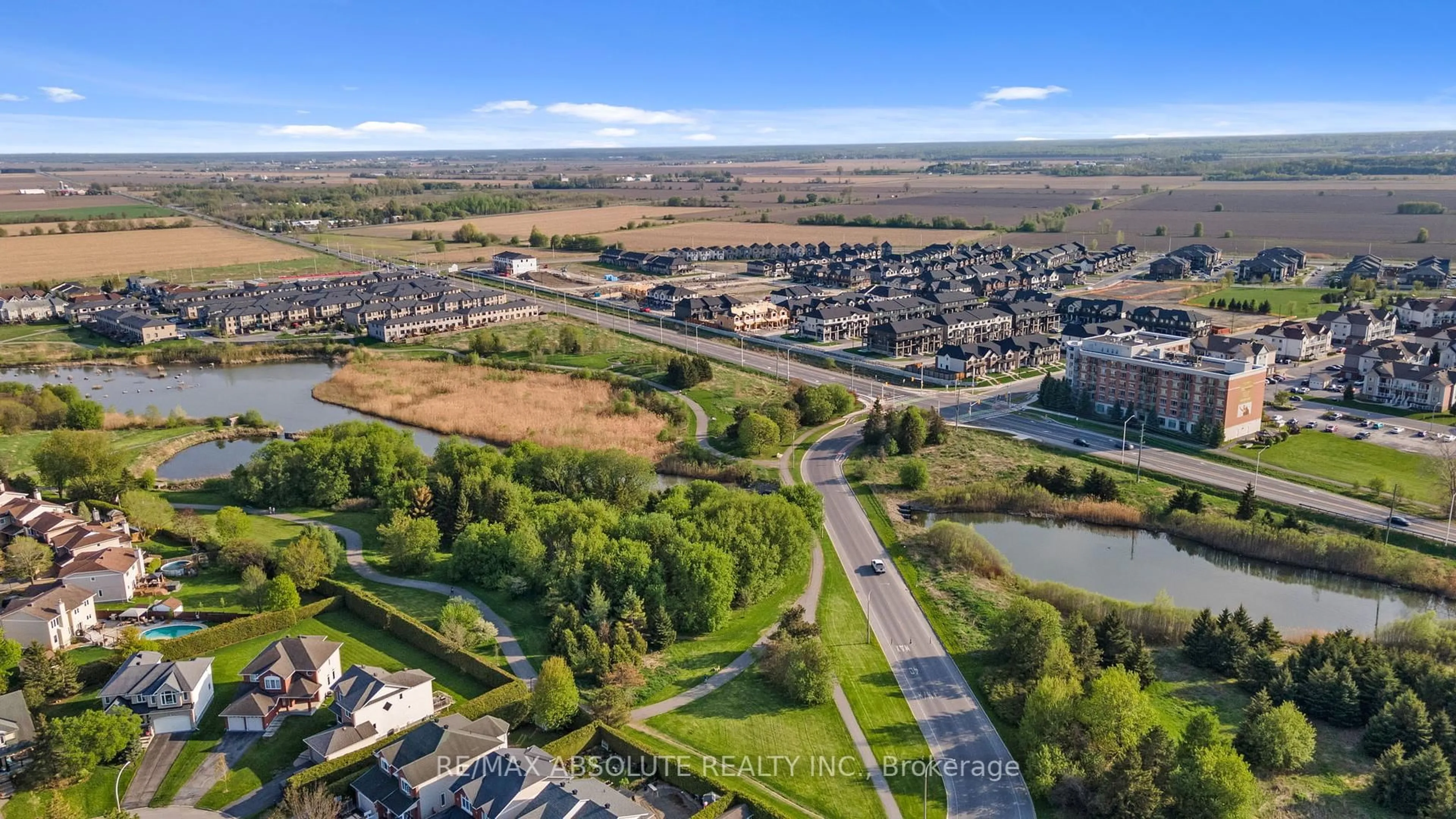 A pic from outside/outdoor area/front of a property/back of a property/a pic from drone, water/lake/river/ocean view for 256 MONTICELLO Ave, Ottawa Ontario K2S 2S1
