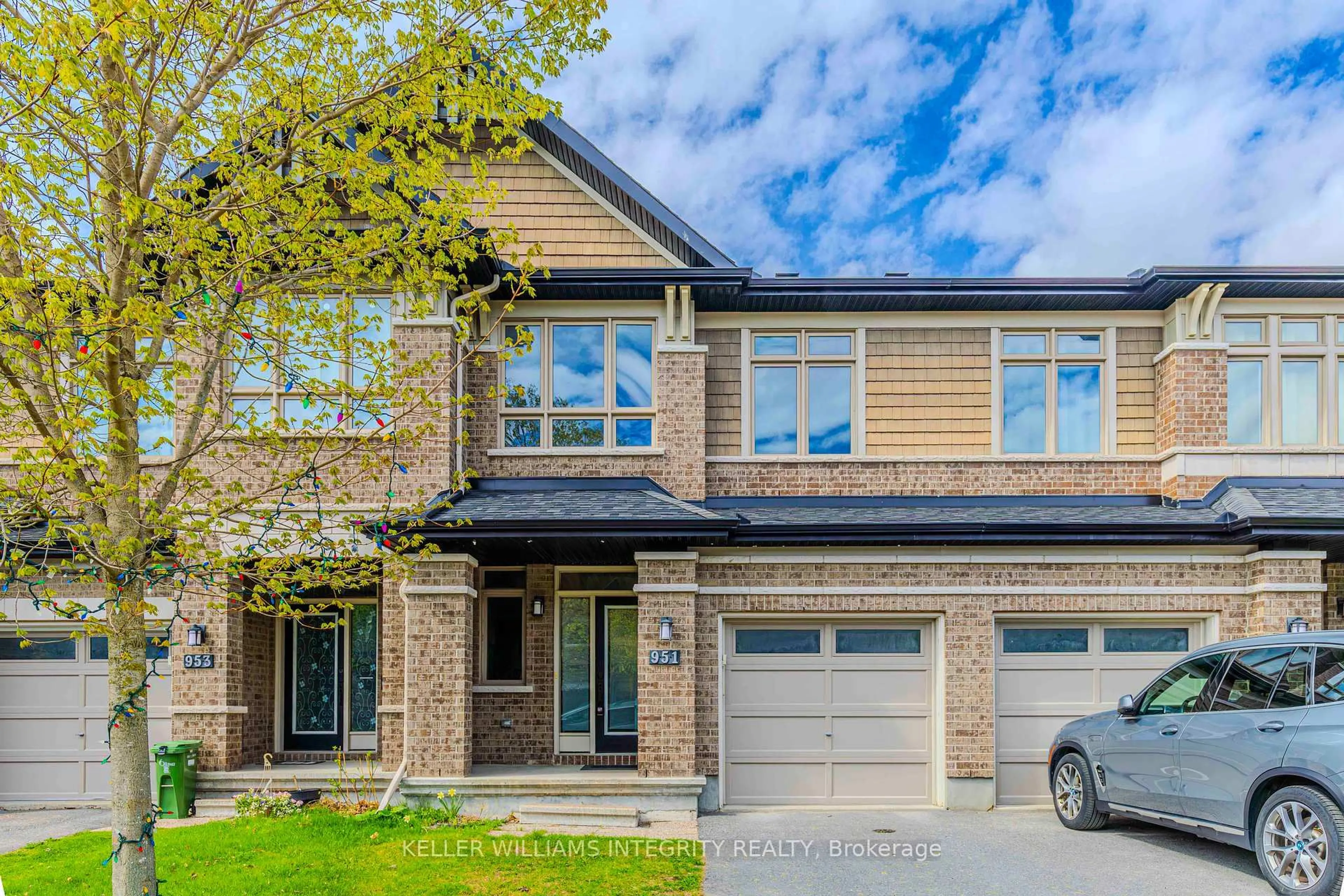 Home with brick exterior material, street for 951 Fletcher Circ, Ottawa Ontario K2T 0B7