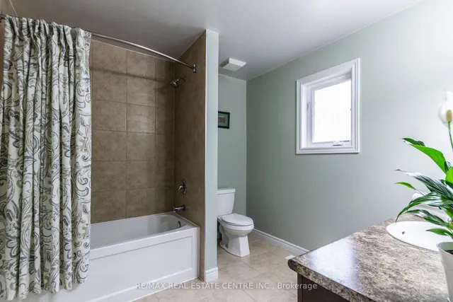 Additional image 16 of 28 Chamomile Dr