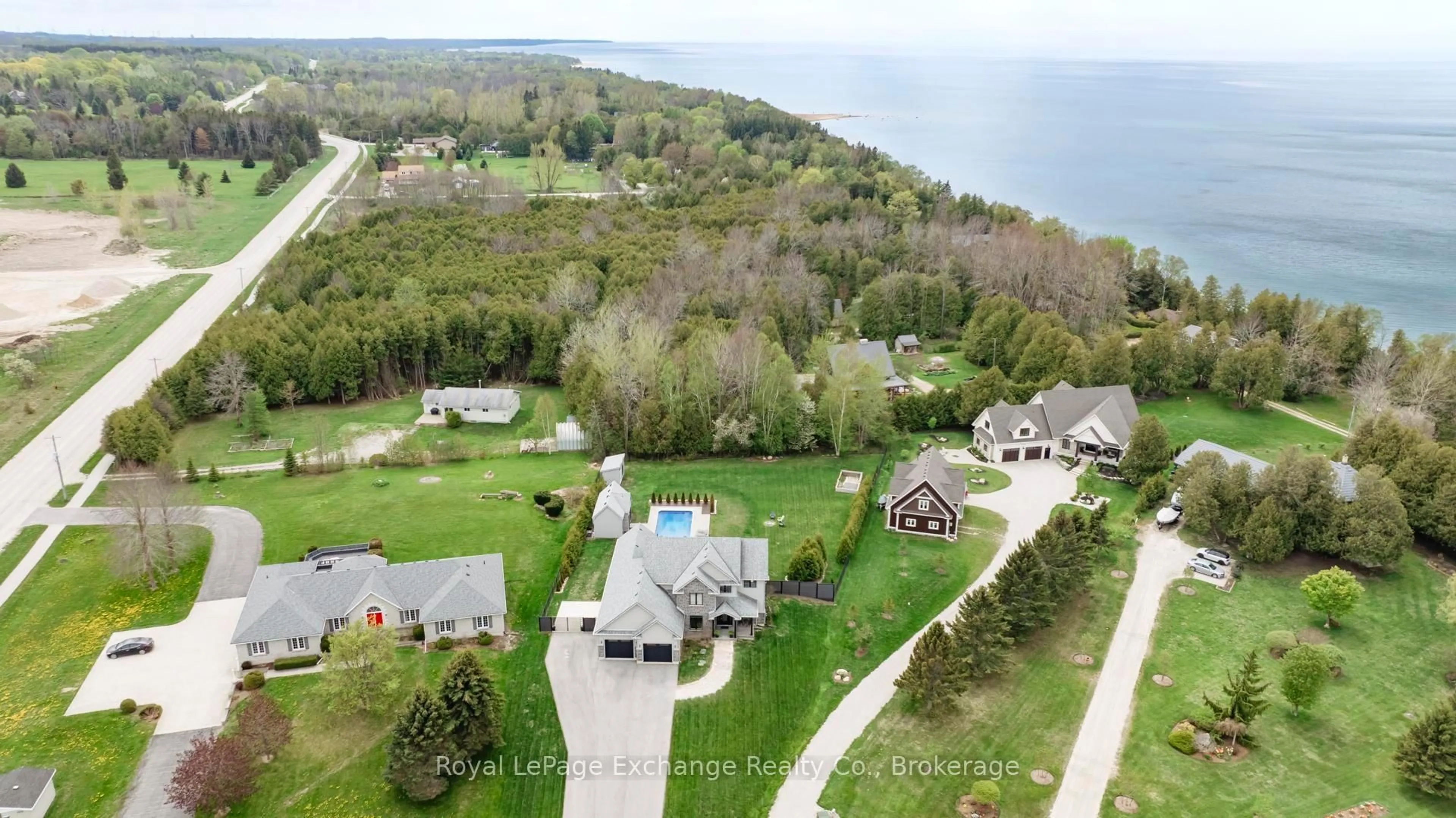 A pic from outside/outdoor area/front of a property/back of a property/a pic from drone, water/lake/river/ocean view for 7 Stoney Island Cres, Kincardine Ontario N2Z 2X6