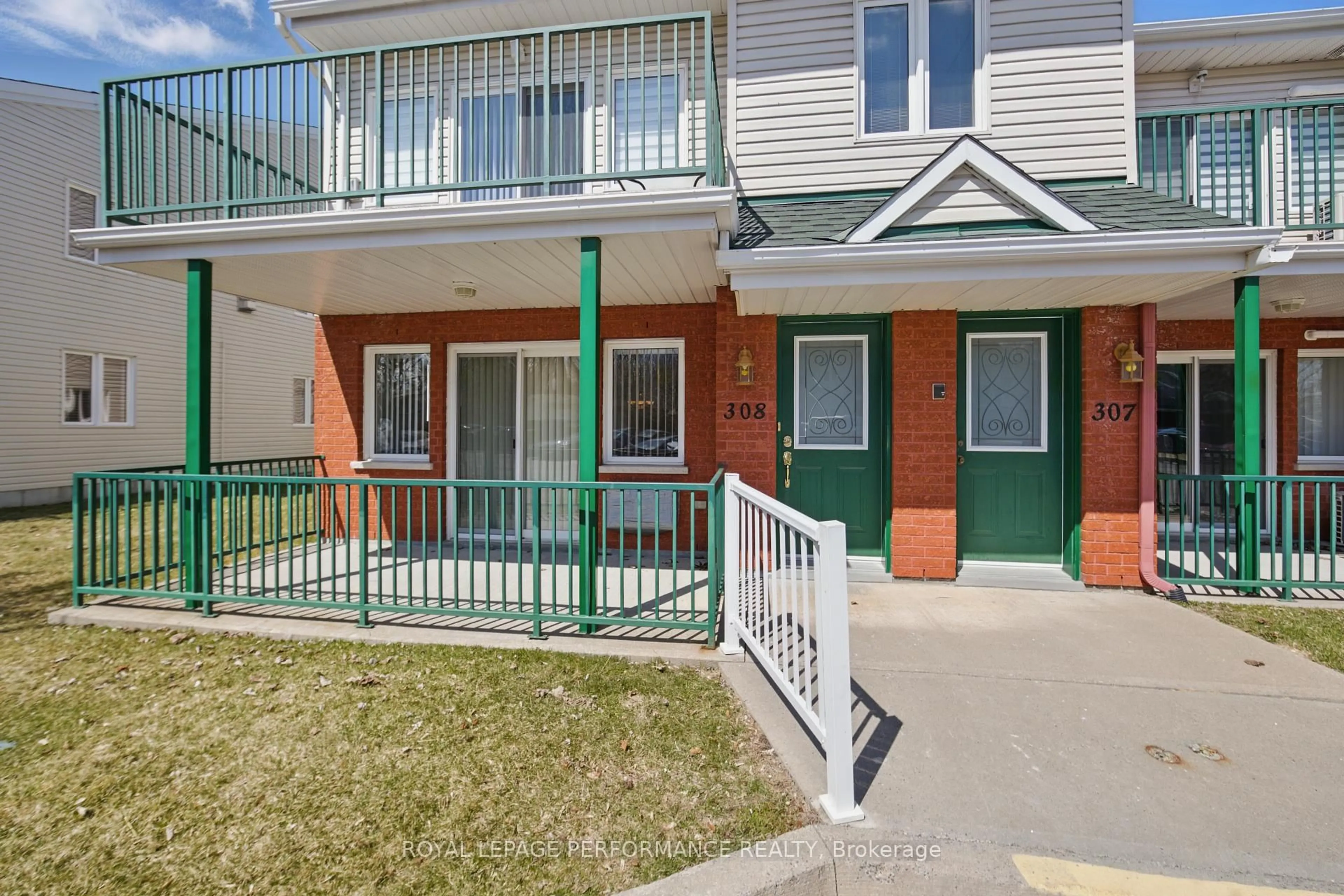 Patio, street for 1505 Clement St #308, Hawkesbury Ontario K6A 3V8