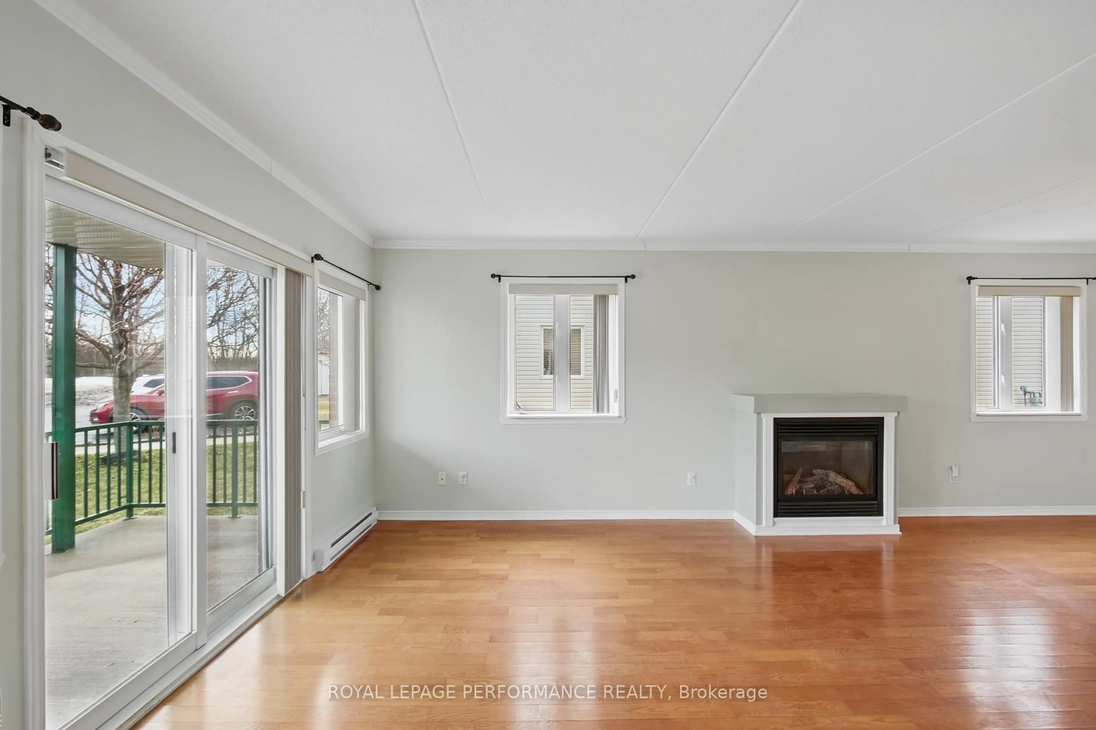 Unknown for 1505 Clement St #308, Hawkesbury Ontario K6A 3V8