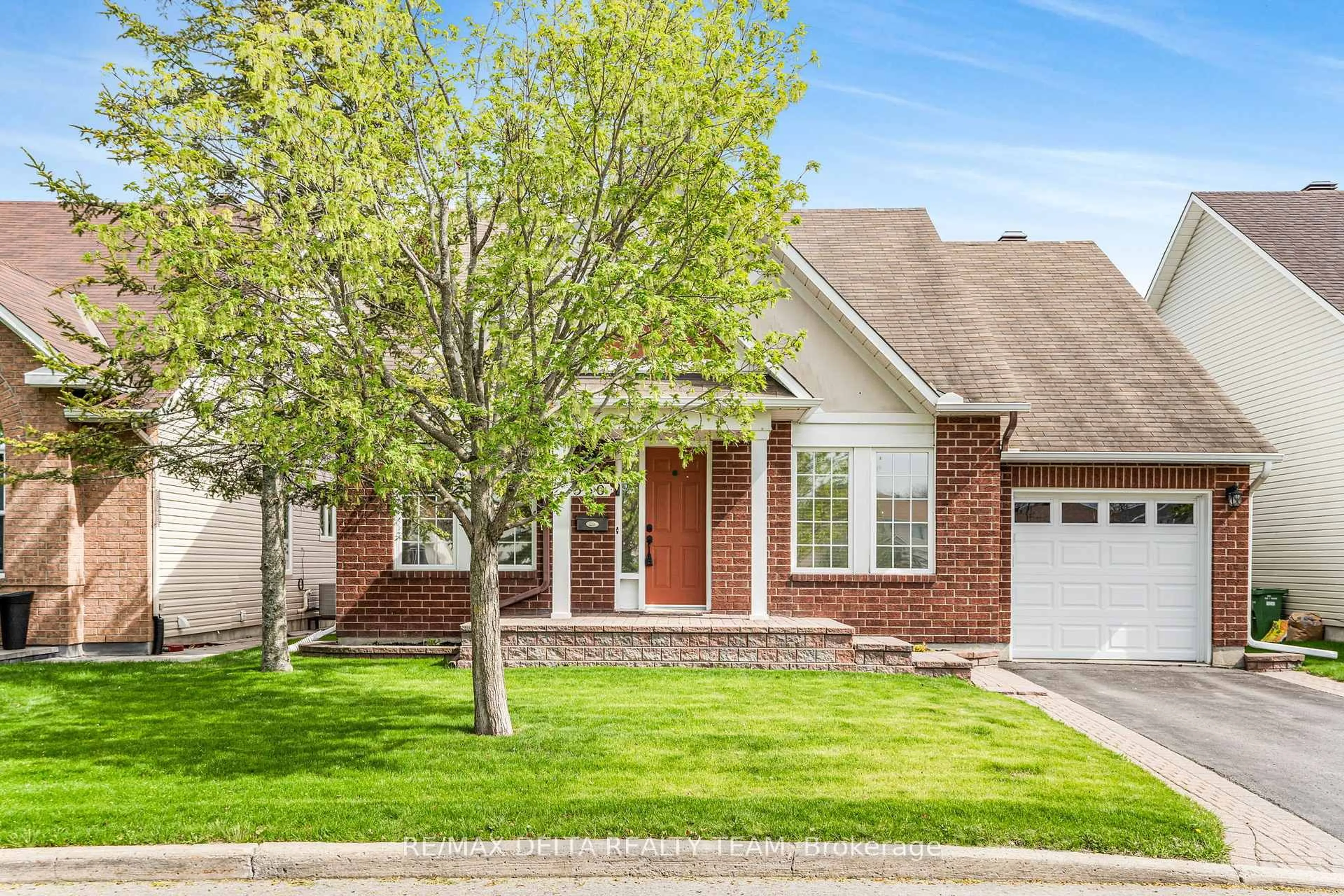Home with brick exterior material, street for 550 Du Plateau St, Orleans Ontario K4A 4G7