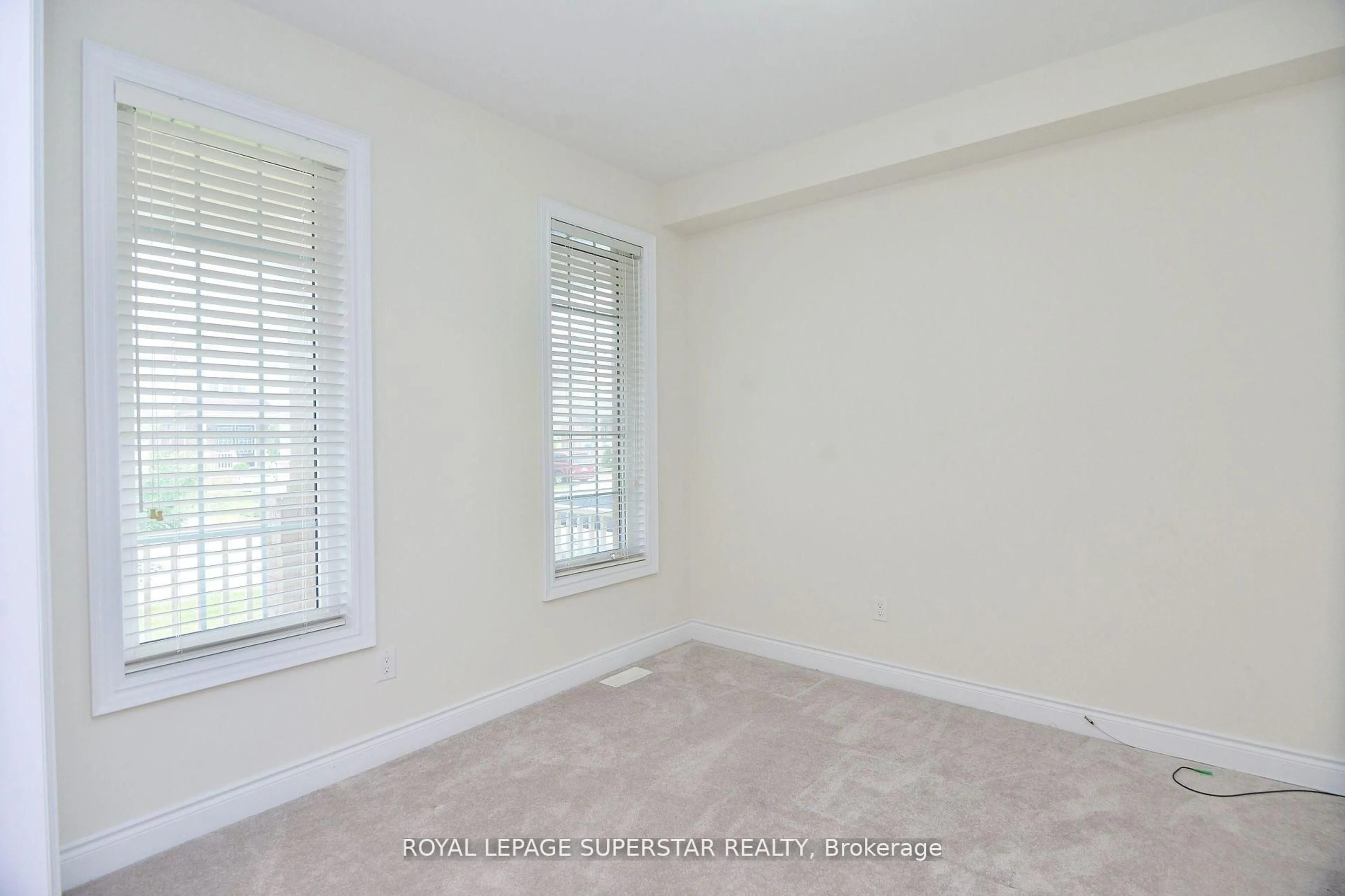 A pic of a room for 7724 Black Maple Dr, Niagara Falls Ontario L2H 0N7