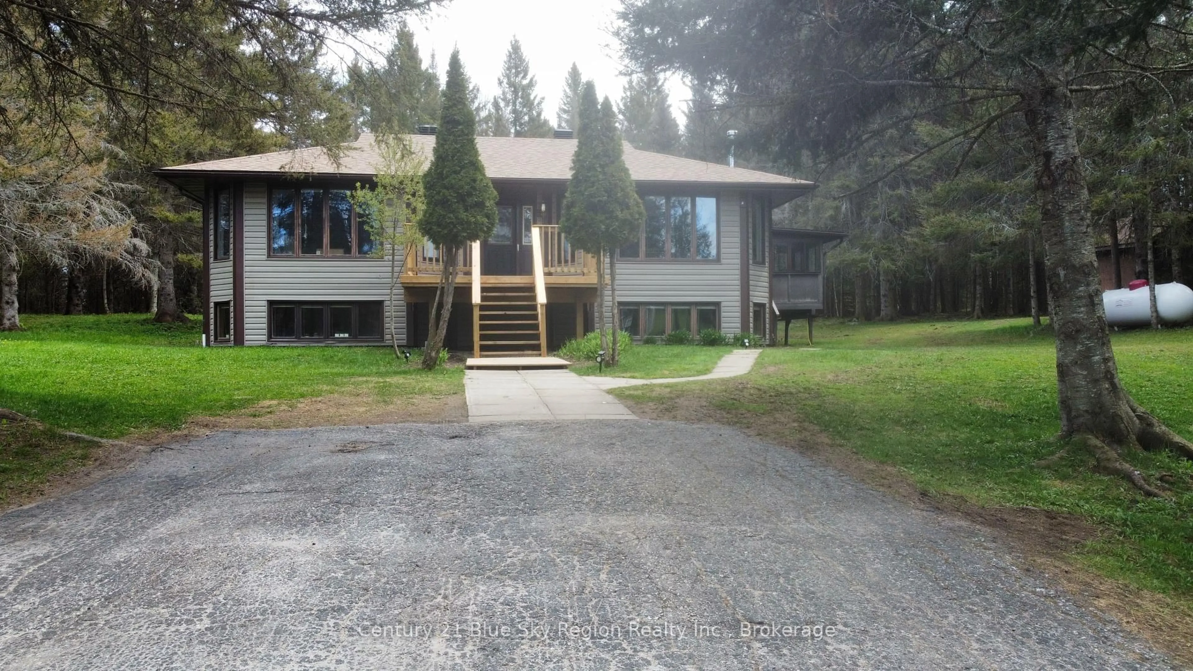 Unknown for 556 Genesee Lake Rd, Powassan Ontario P0H 1Z0