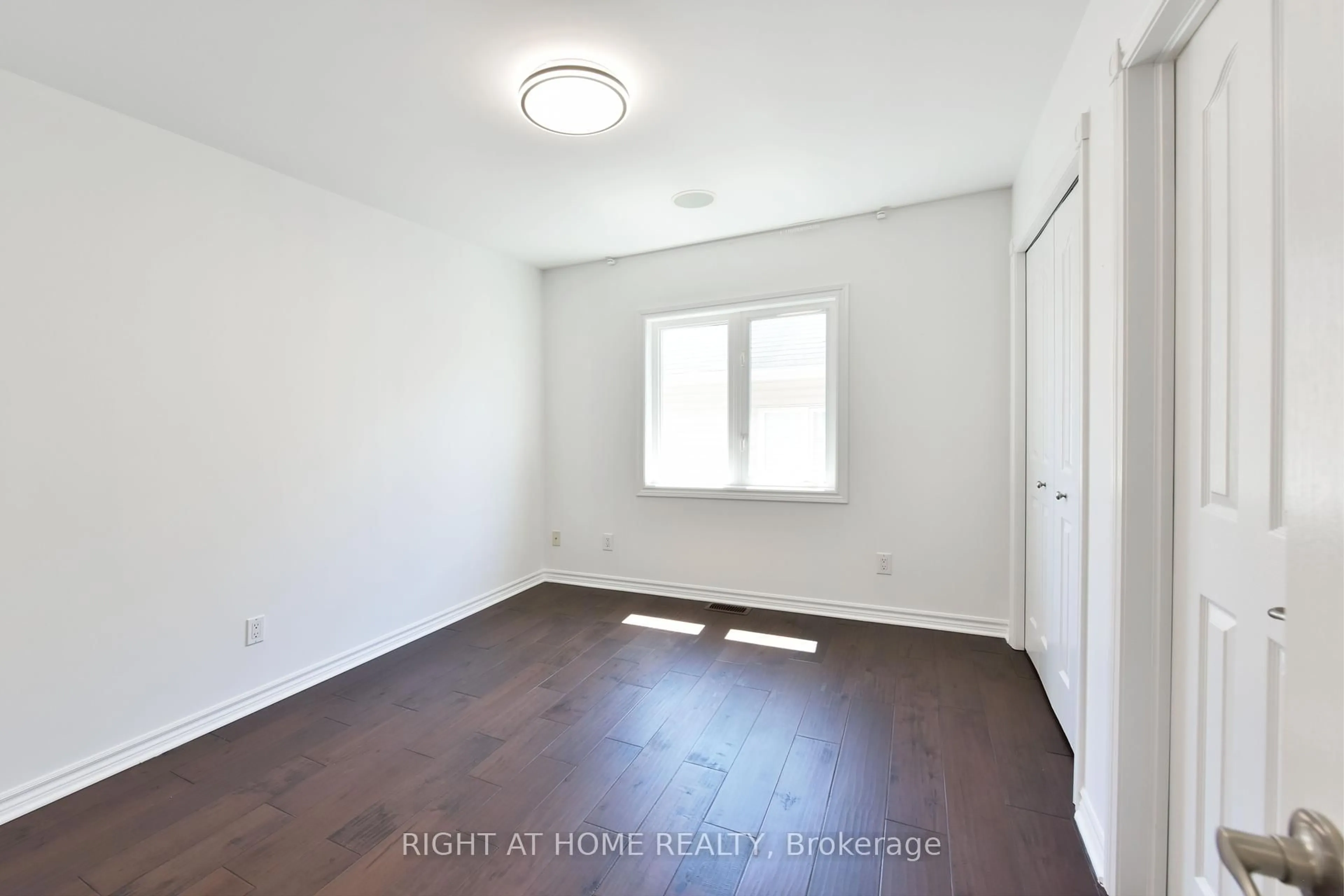 A pic of a room for 38 CEDAR VALLEY Dr, Kanata Ontario K2M 3A1