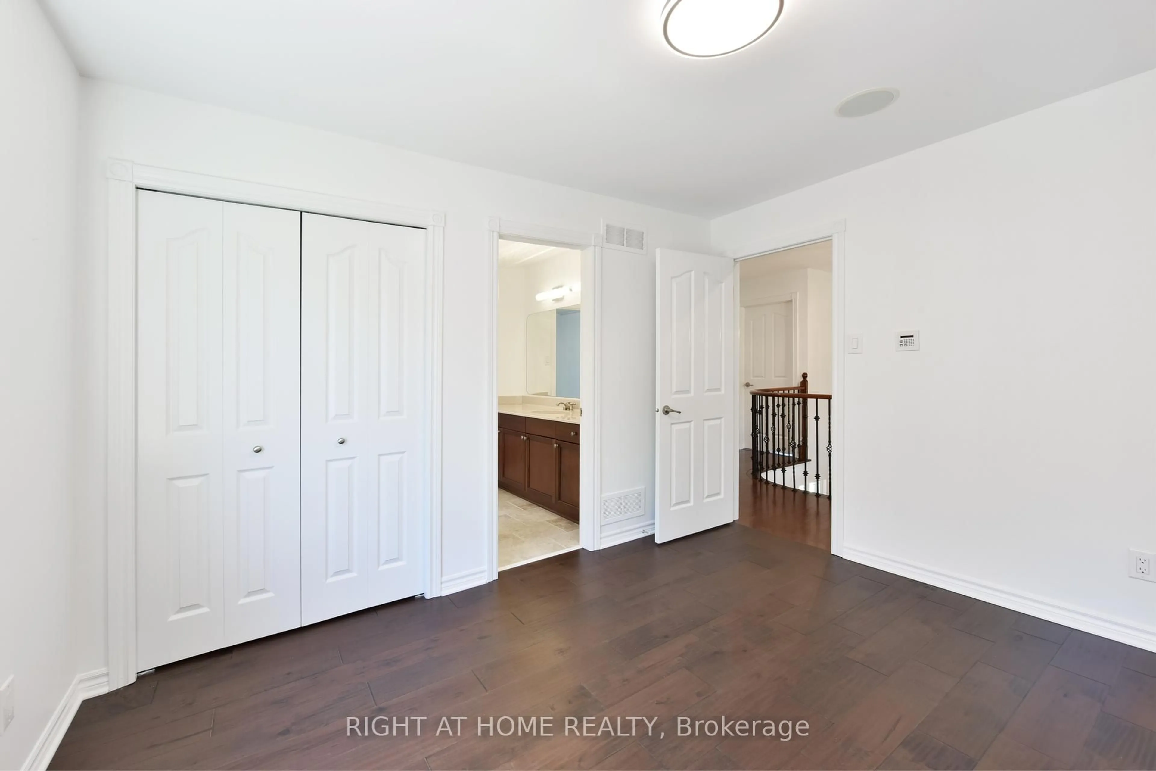 A pic of a room for 38 CEDAR VALLEY Dr, Kanata Ontario K2M 3A1