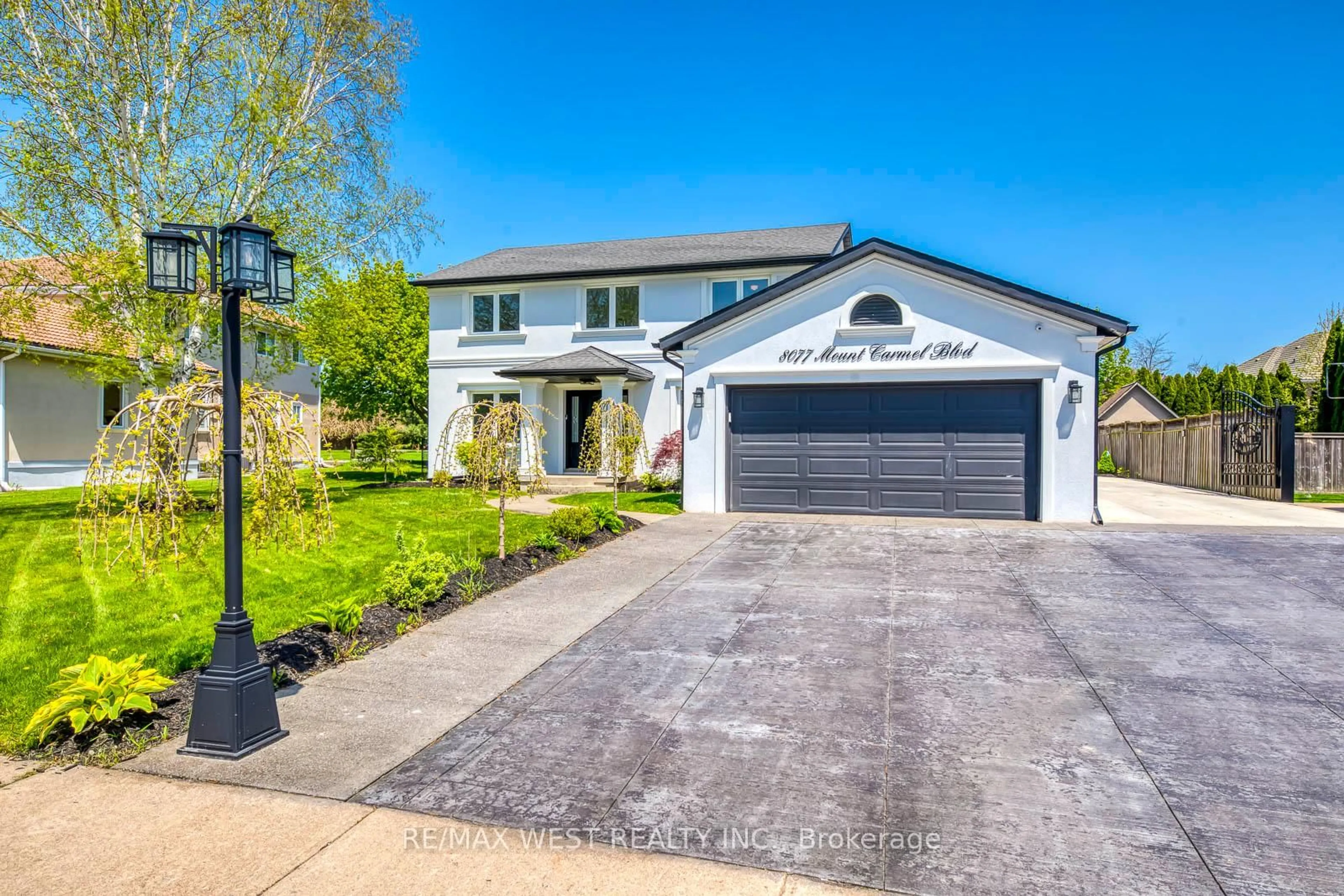 Unknown for 8077 Mount Carmel Blvd, Niagara Falls Ontario L2H 2Y8