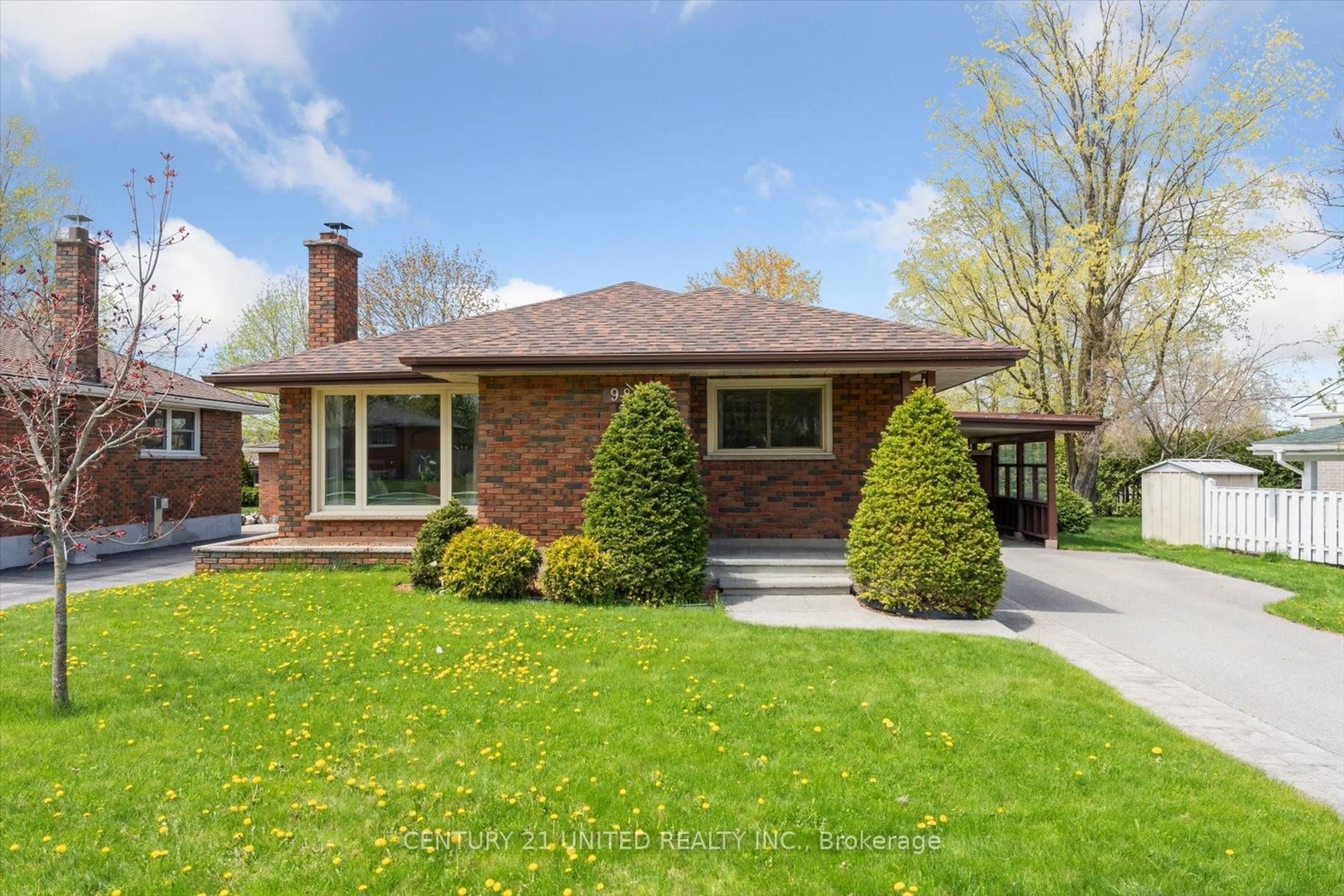 Home with brick exterior material, street for 980 Oriole Dr, Peterborough North Ontario K9H 6K7