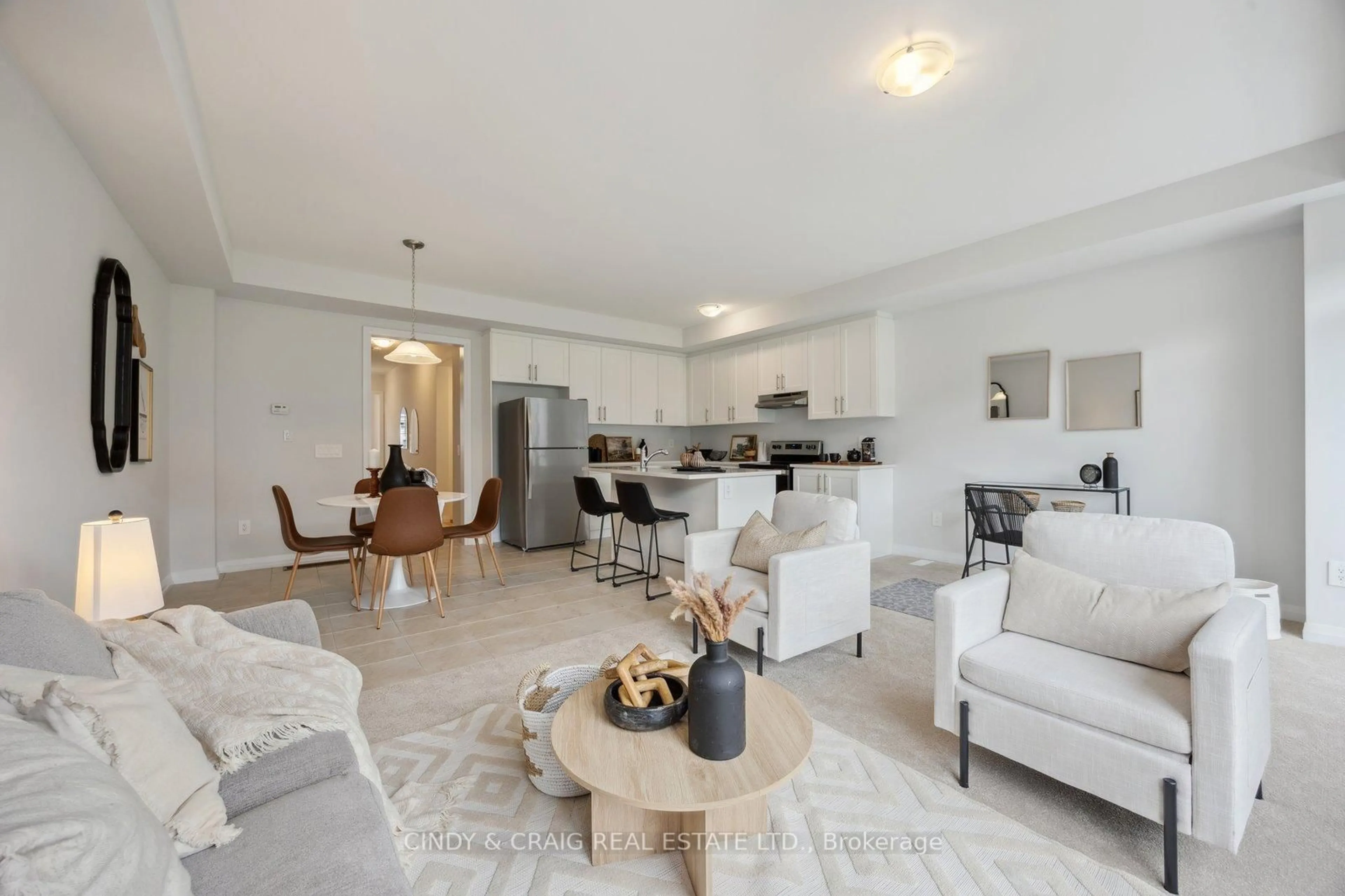 Living room with furniture, unknown for 17 Keenan St, Kawartha Lakes Ontario K9V 6C2