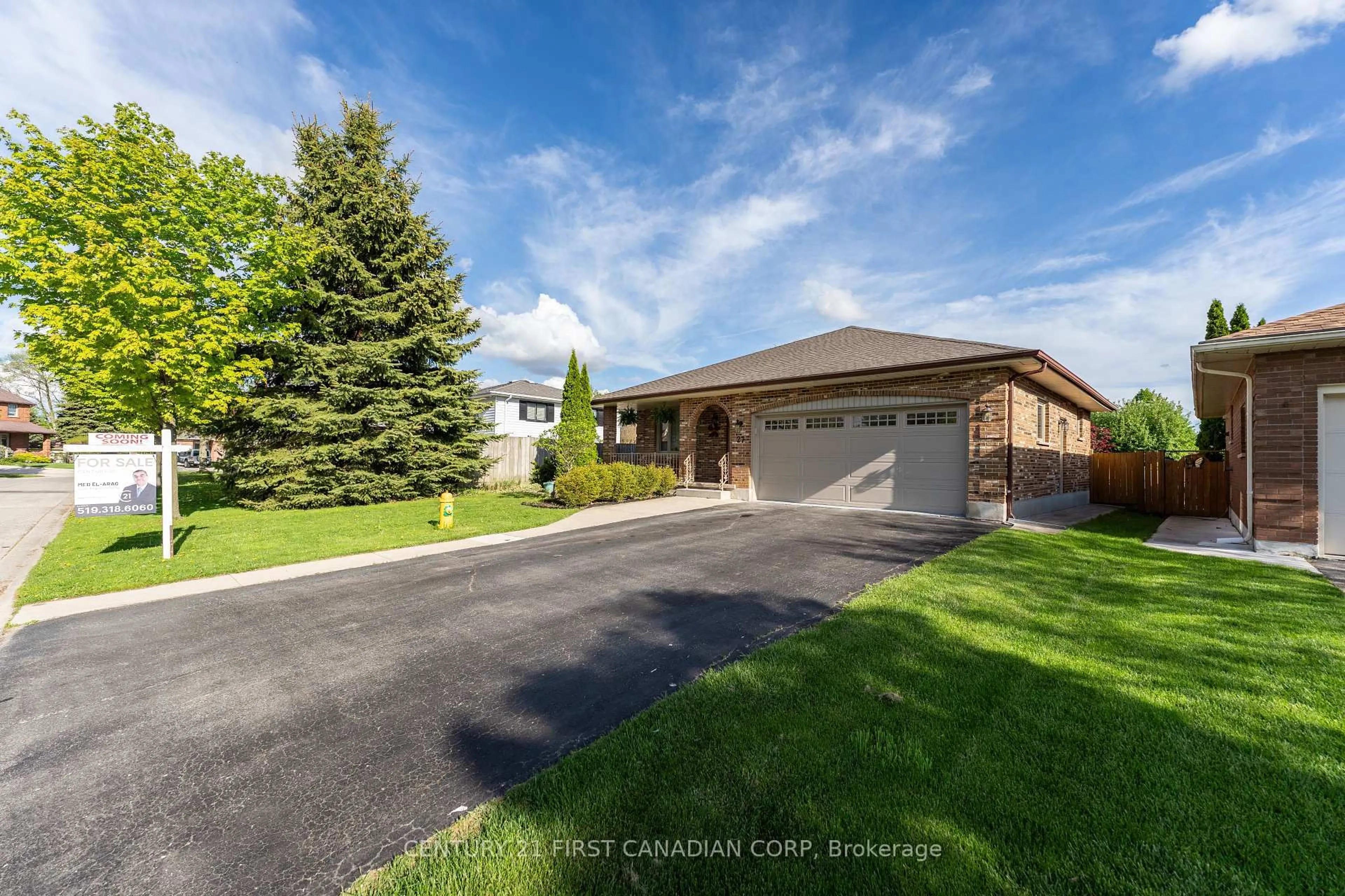 Unknown for 27 GOLFVIEW Cres, London South Ontario N6C 5N2